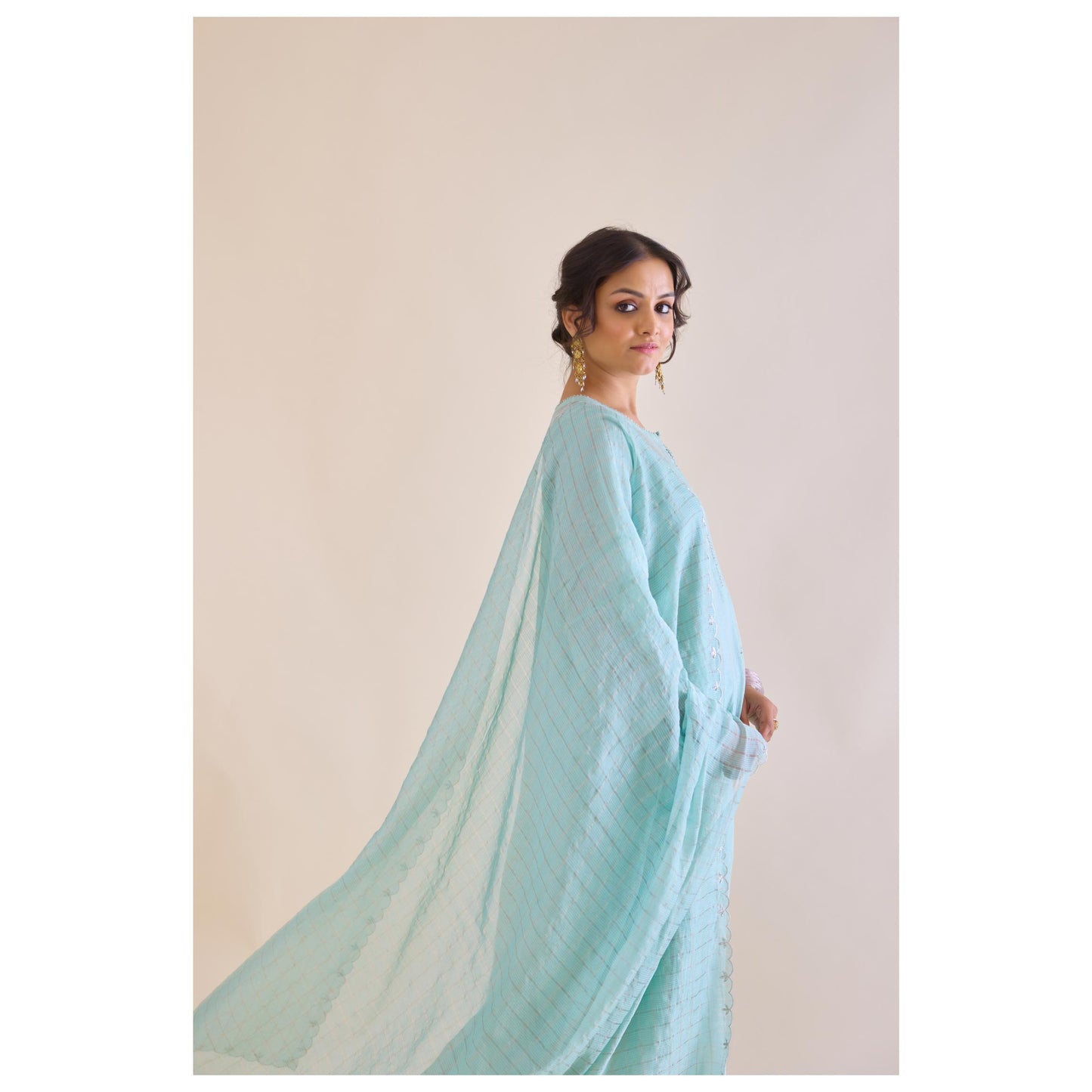 Zoha Aasmani joda