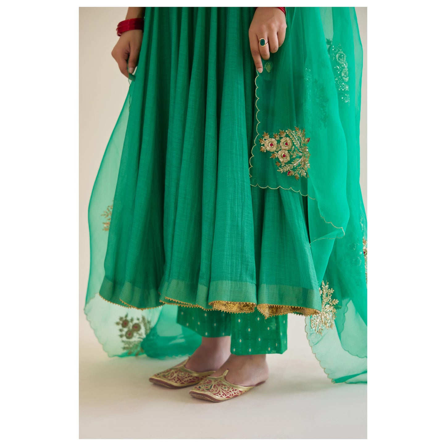Noorjaahan Joda Khaas in Sabz emerald