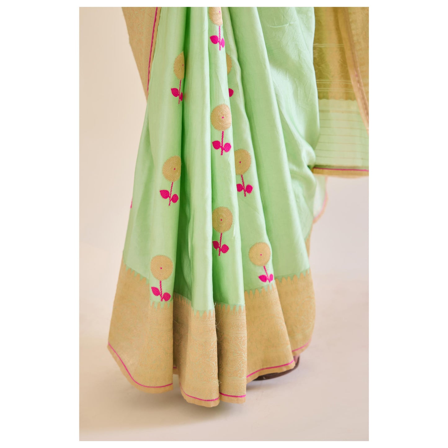 Padmaja Saree Pista