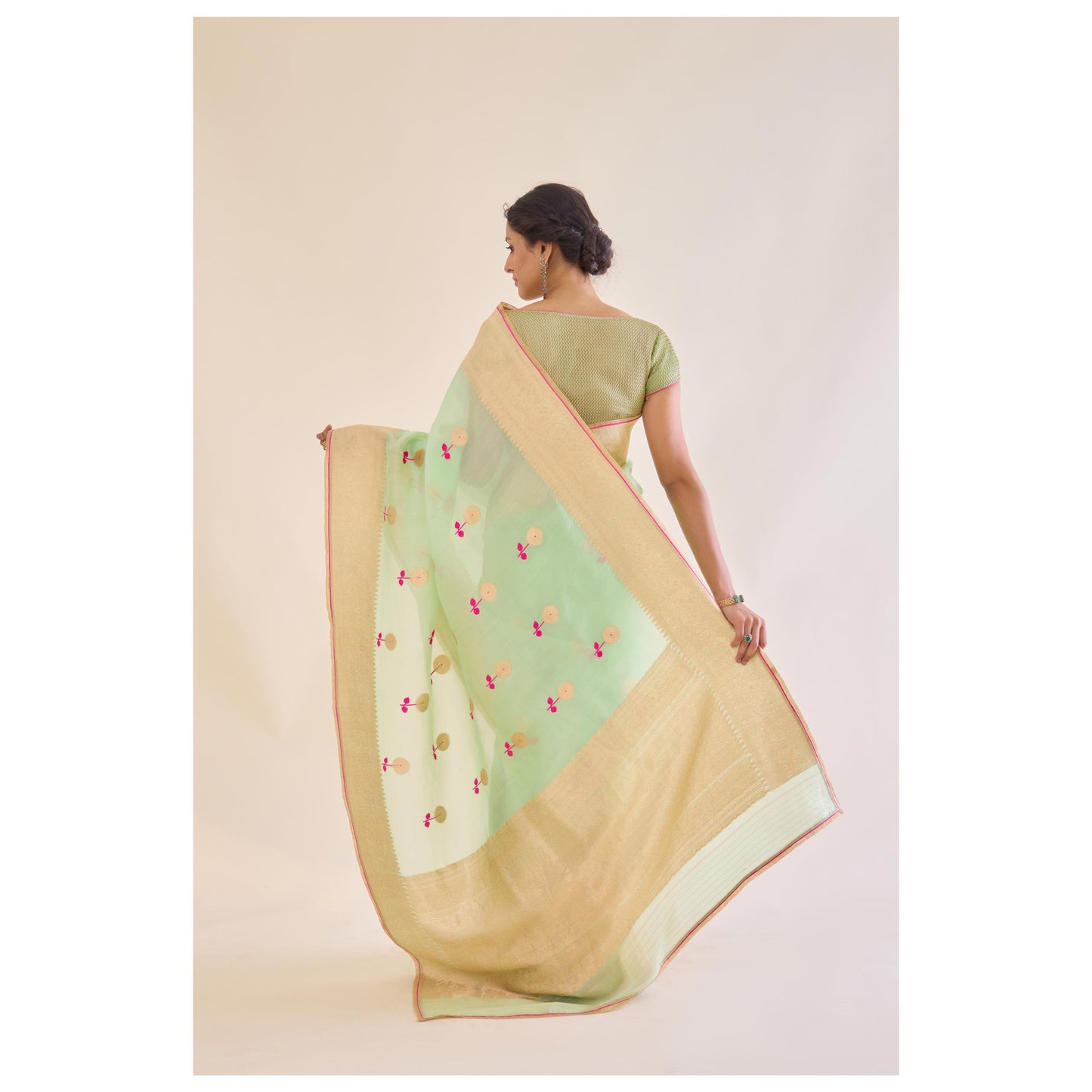 Padmaja Saree Pista