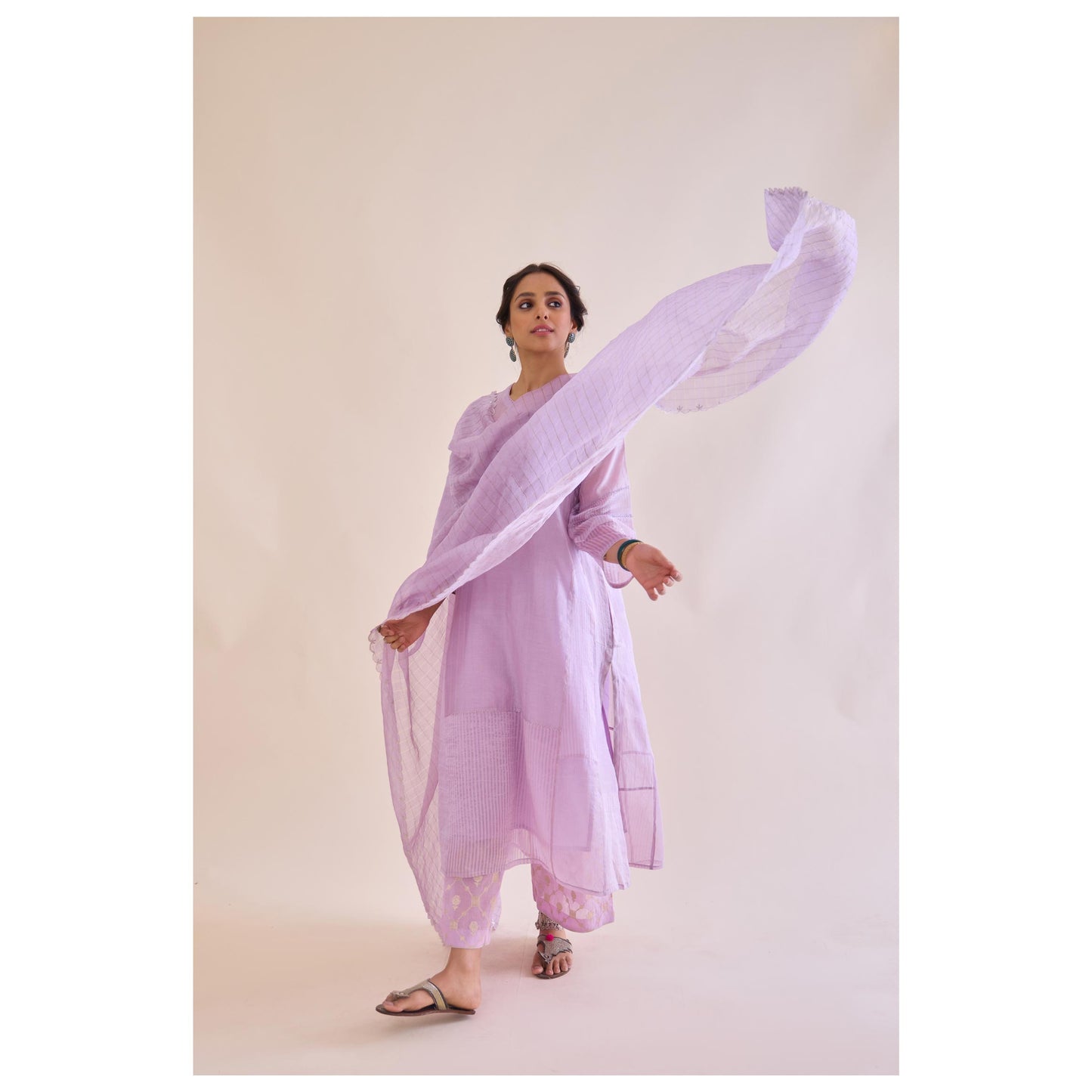Zoha Aasmani joda