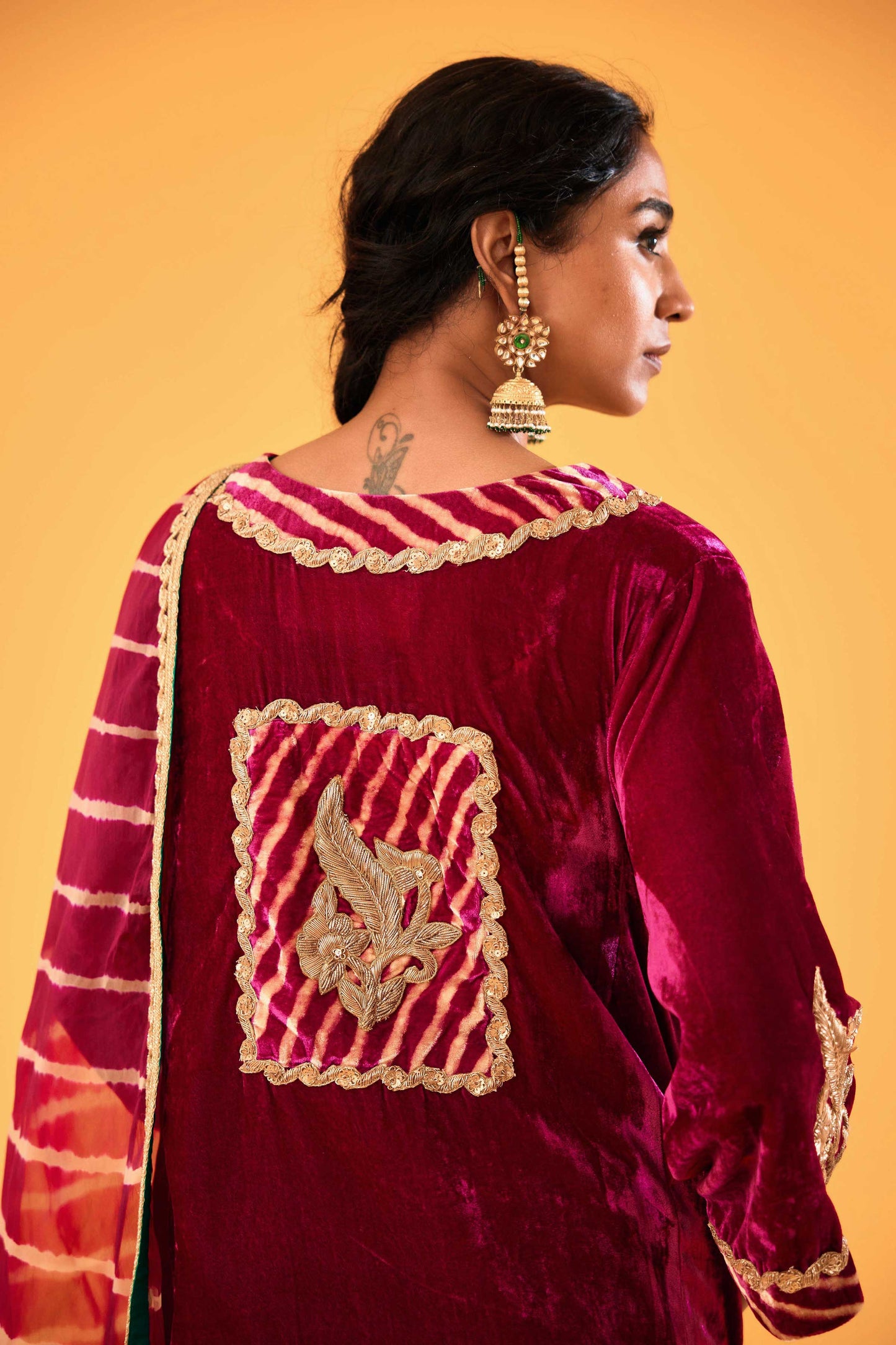 Sagarika Makhmal Joda (Kacha Gulabi)