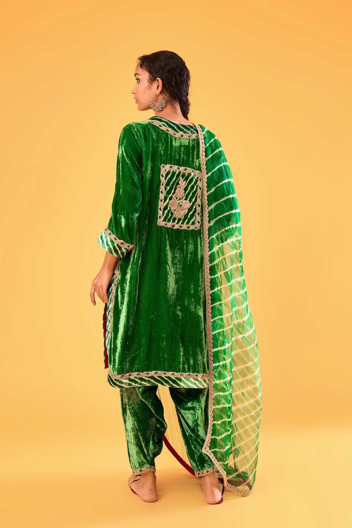 Sagarika Makhmal Joda (Sabz Hara)