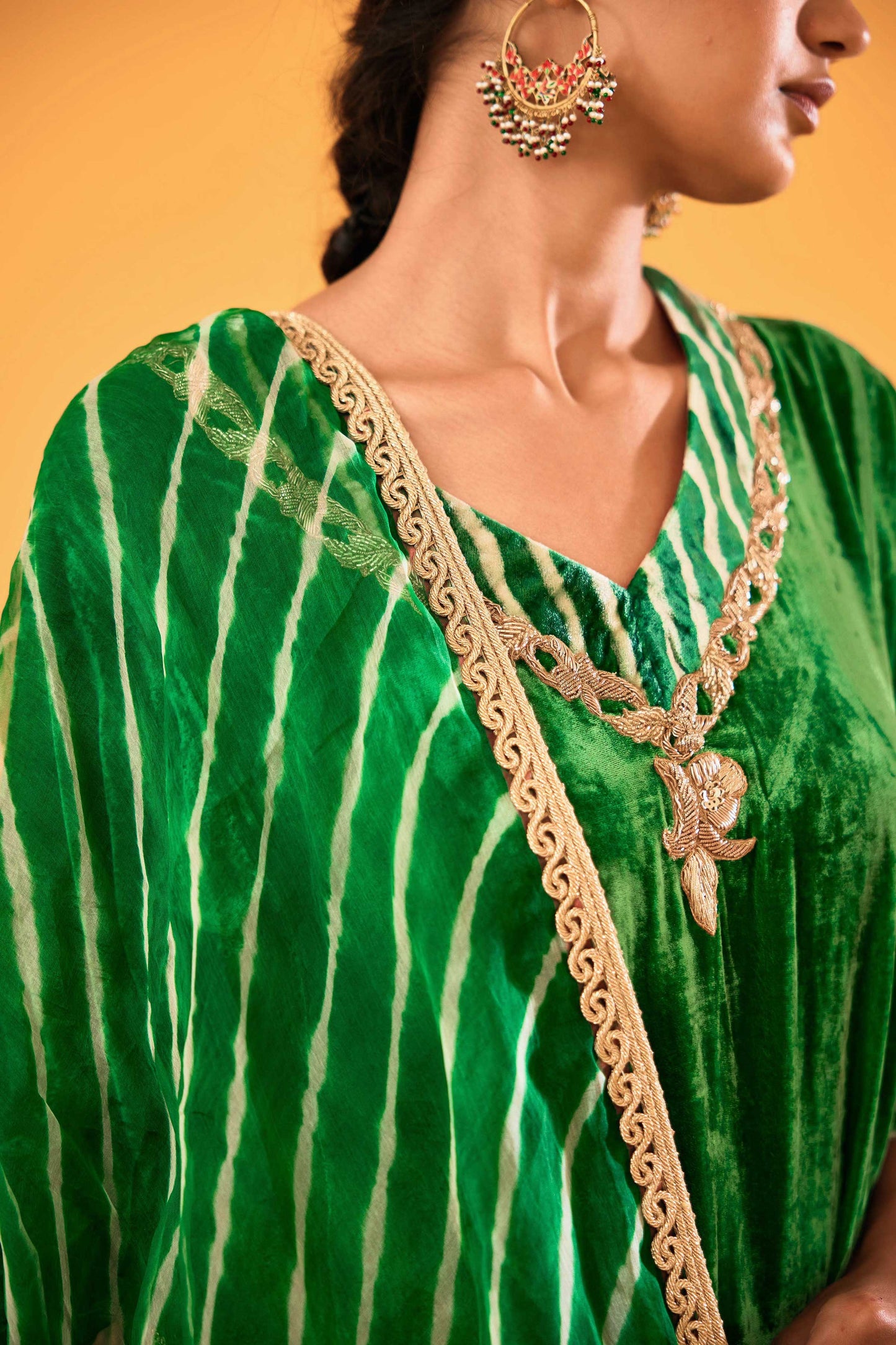 Sagarika Makhmal Joda (Sabz Hara)