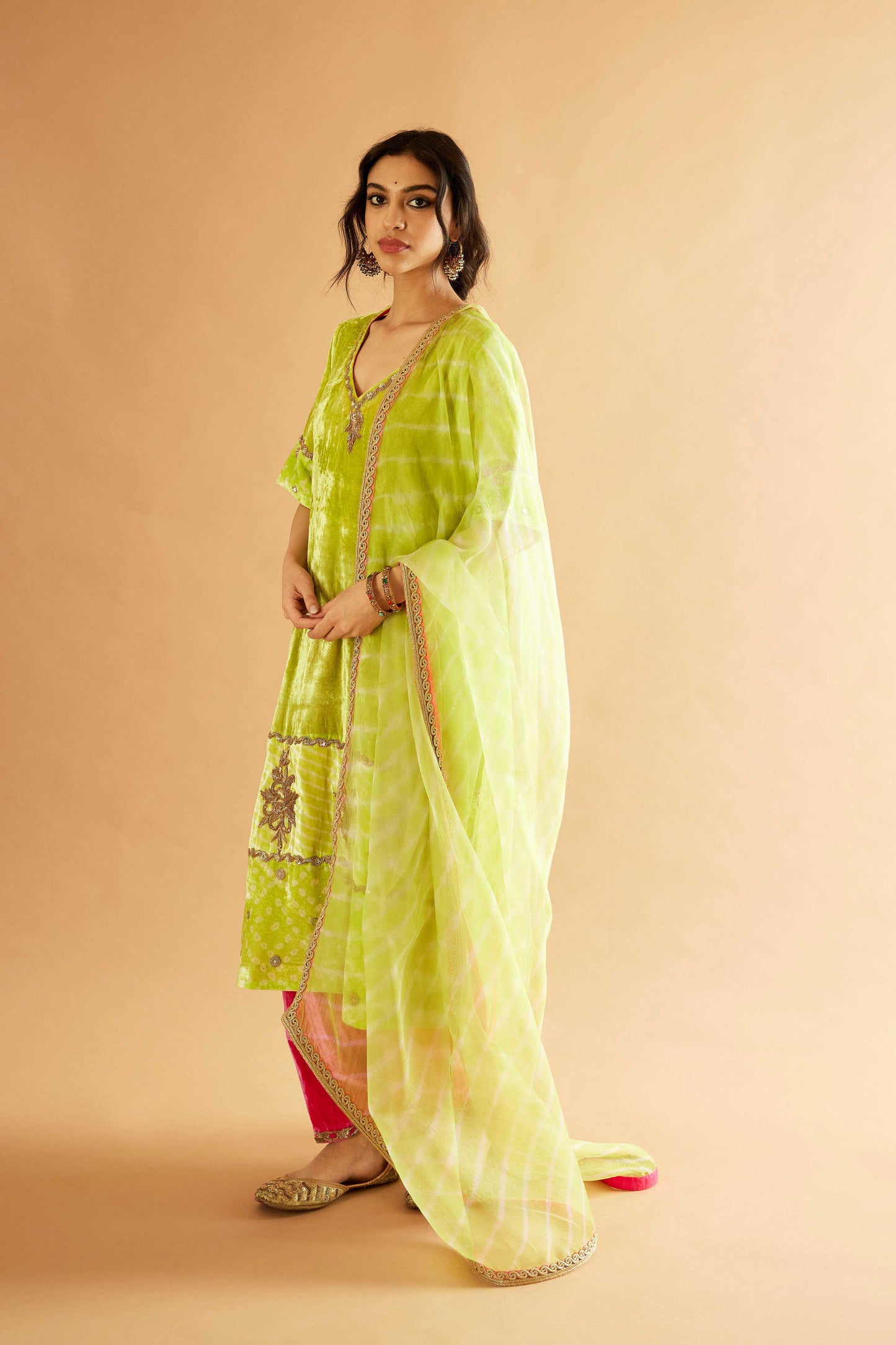 Rukmini Makhmal Joda (Dhani)