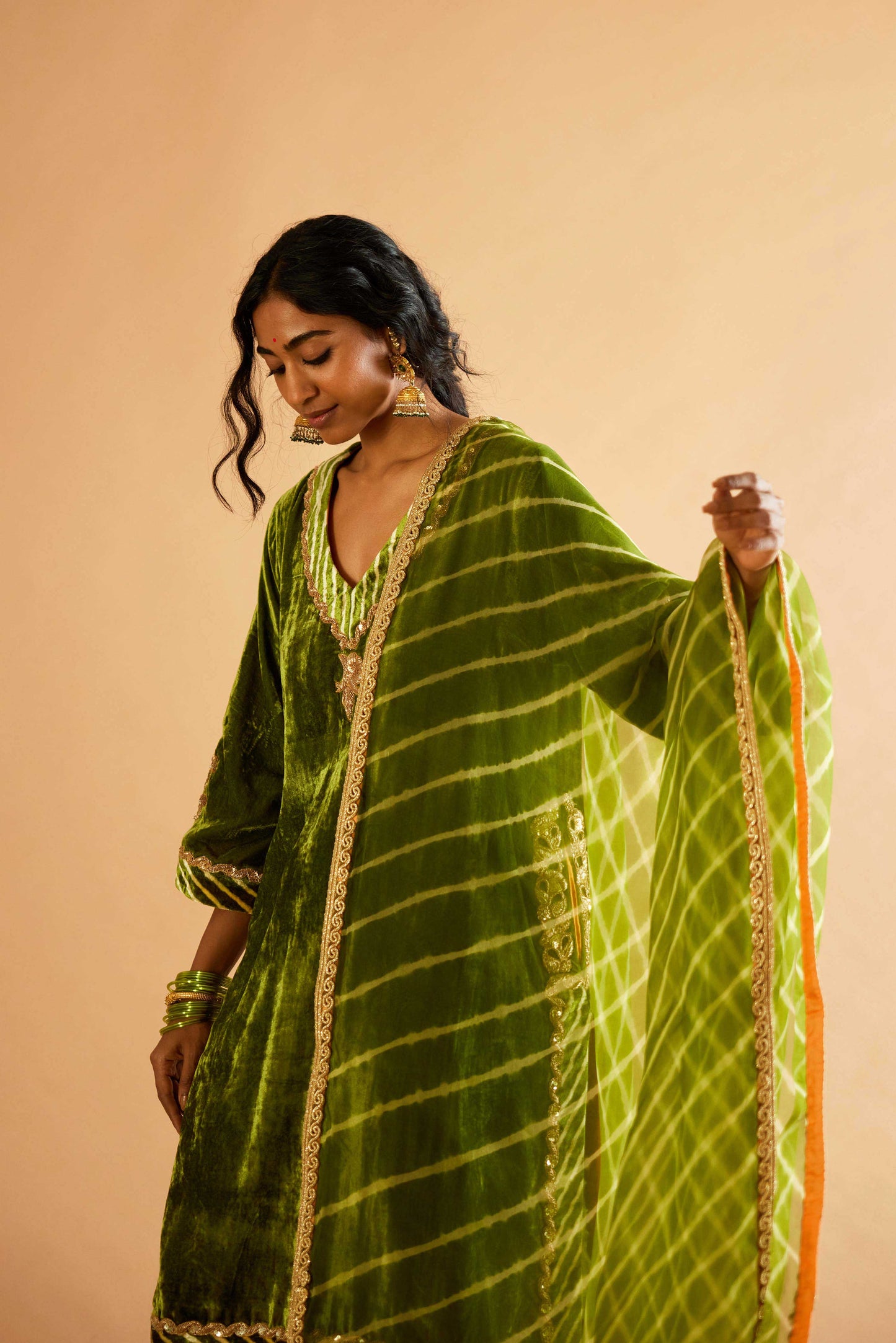 Sagarika Makhmal Joda (Mehndiya)