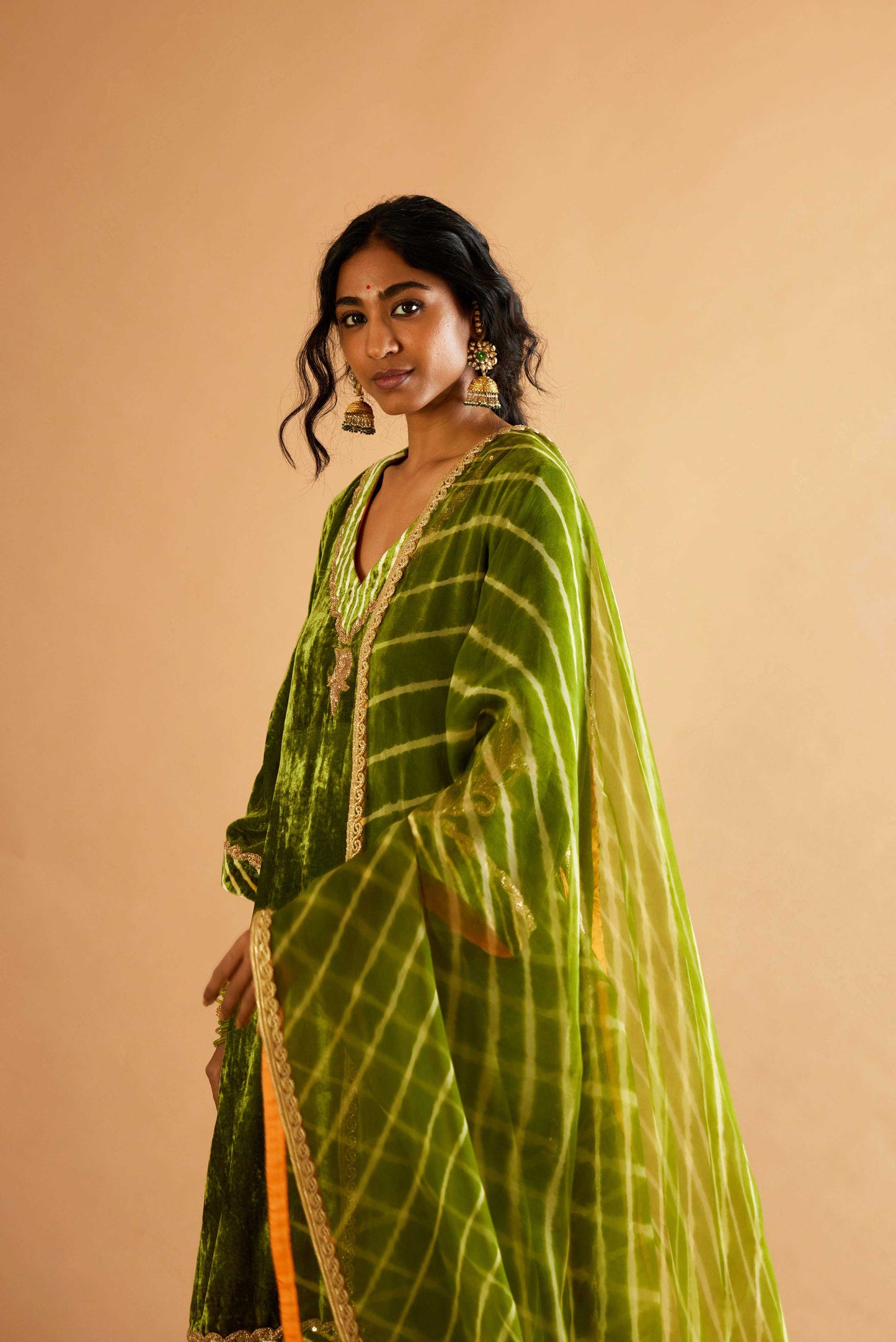 Sagarika Makhmal Joda (Mehndiya)