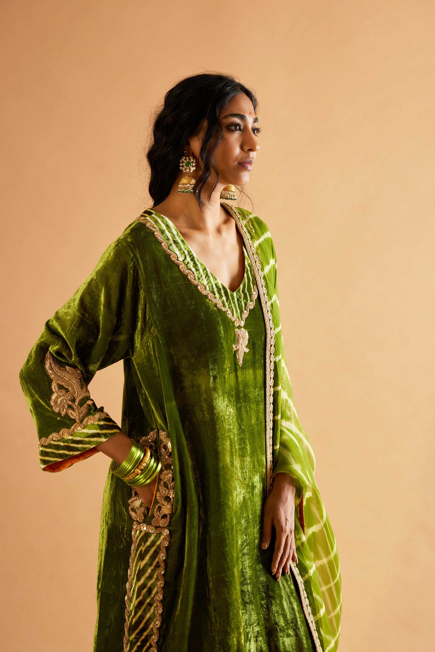 Sagarika Makhmal Joda (Mehndiya)