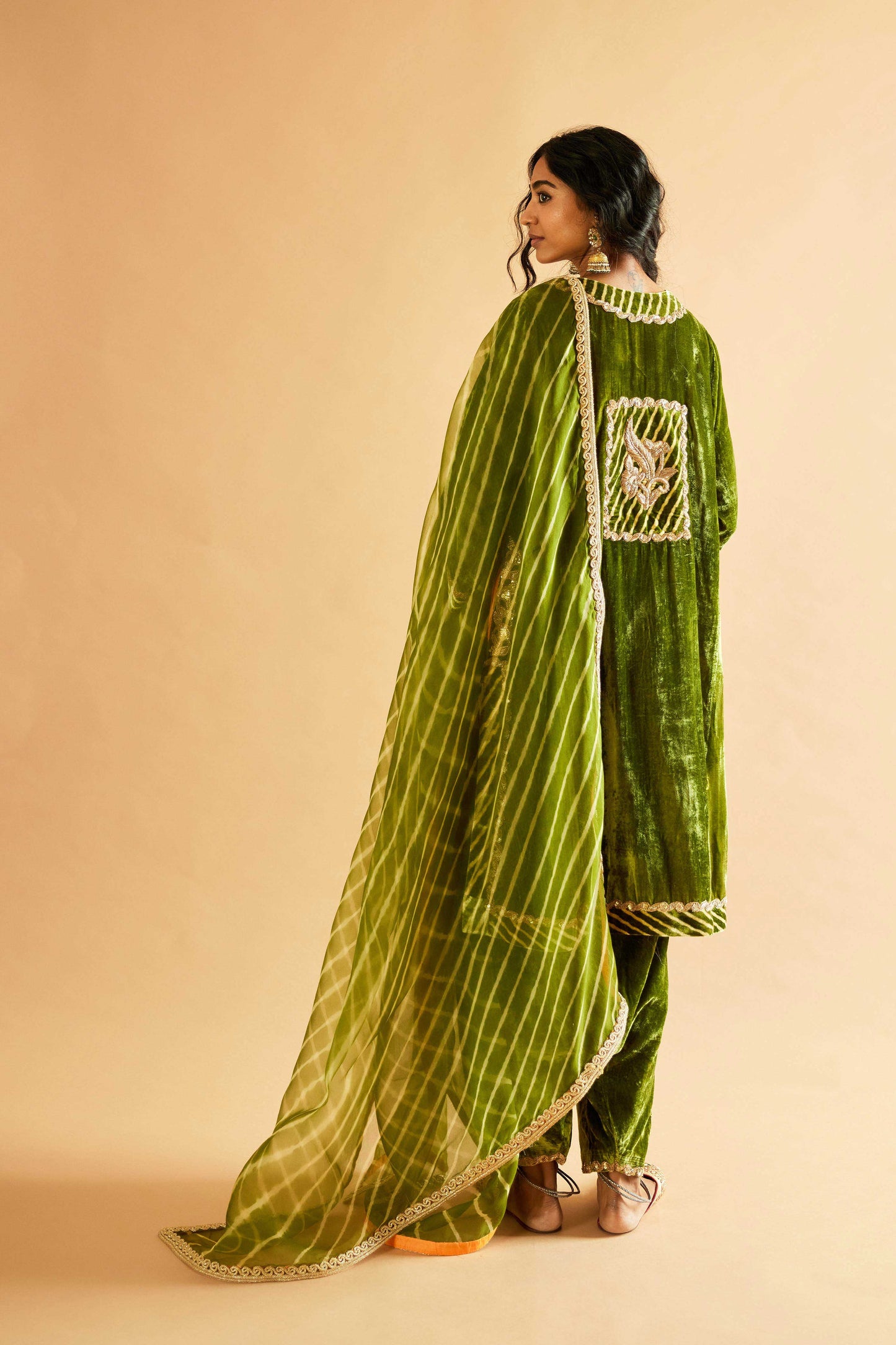 Sagarika Makhmal Joda (Mehndiya)
