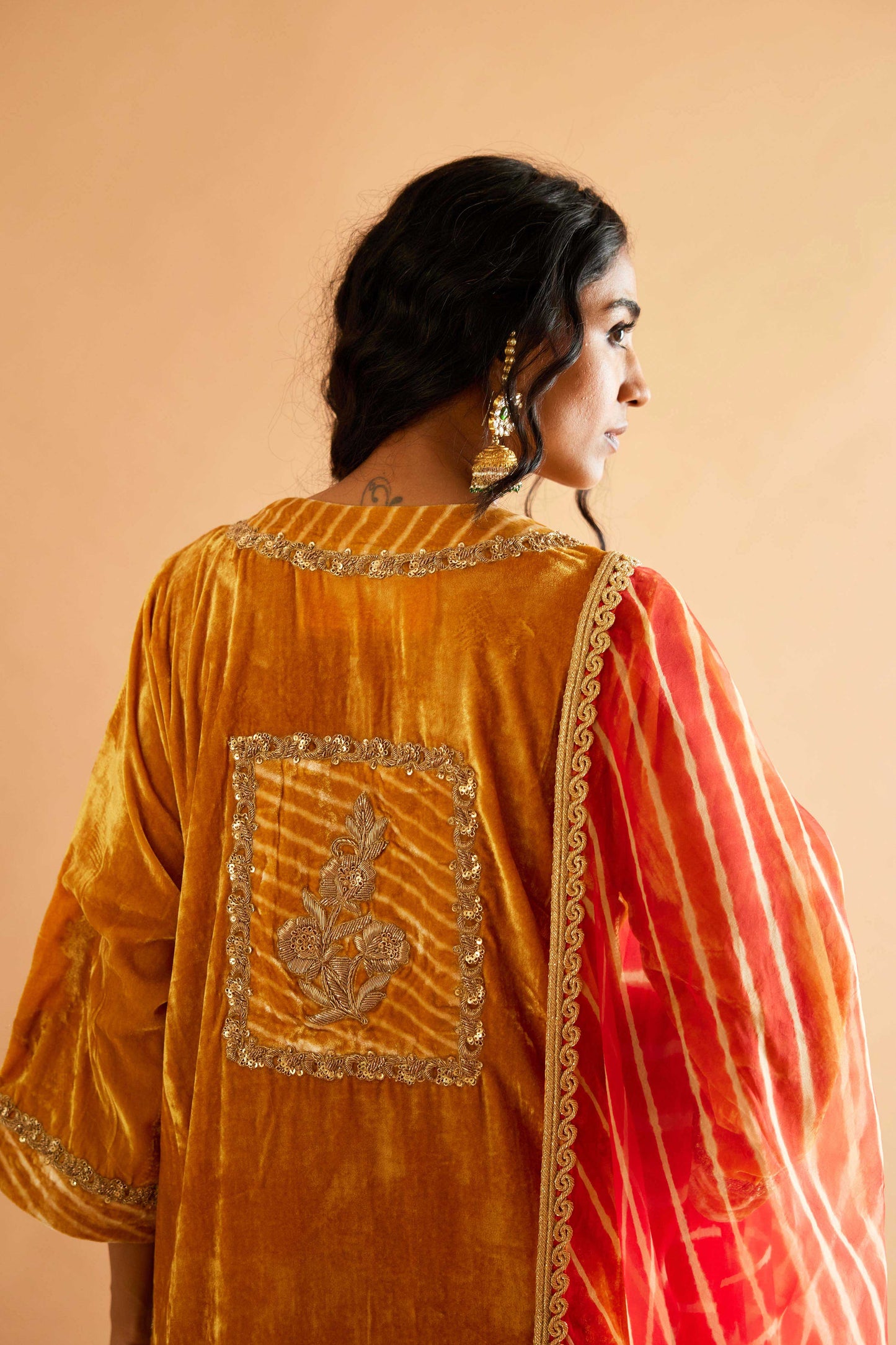 Sagarika Makhmal Joda (Peela)