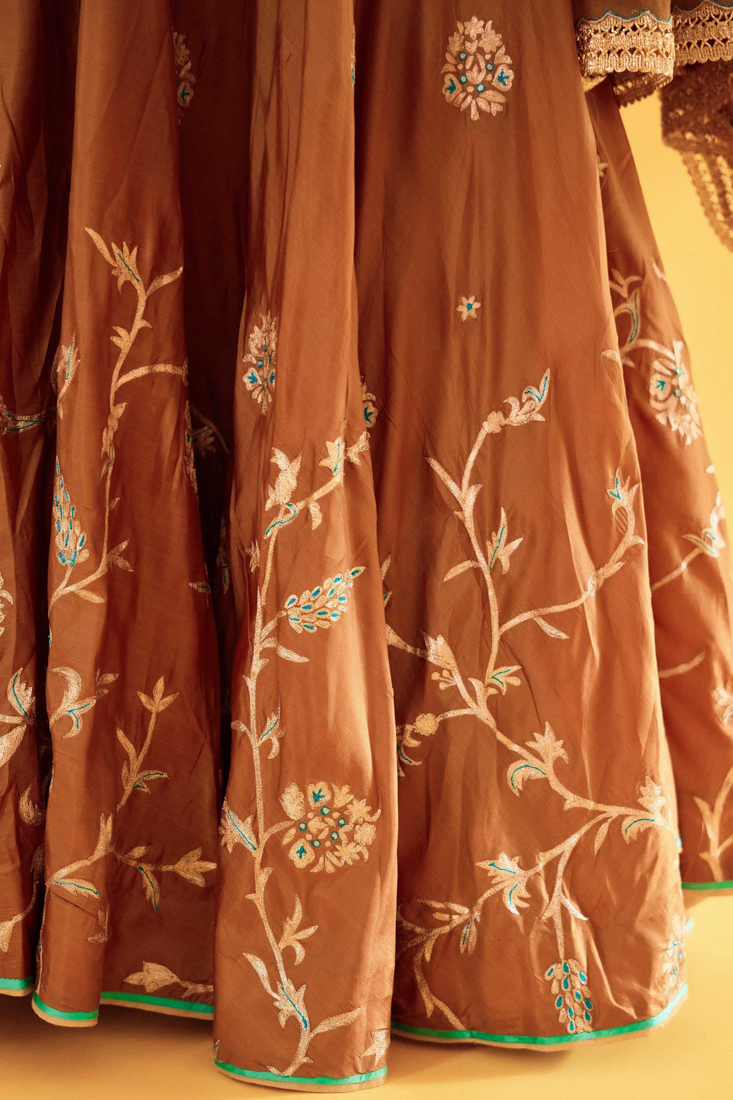 Aishwarya Lehenga (Kaansi)