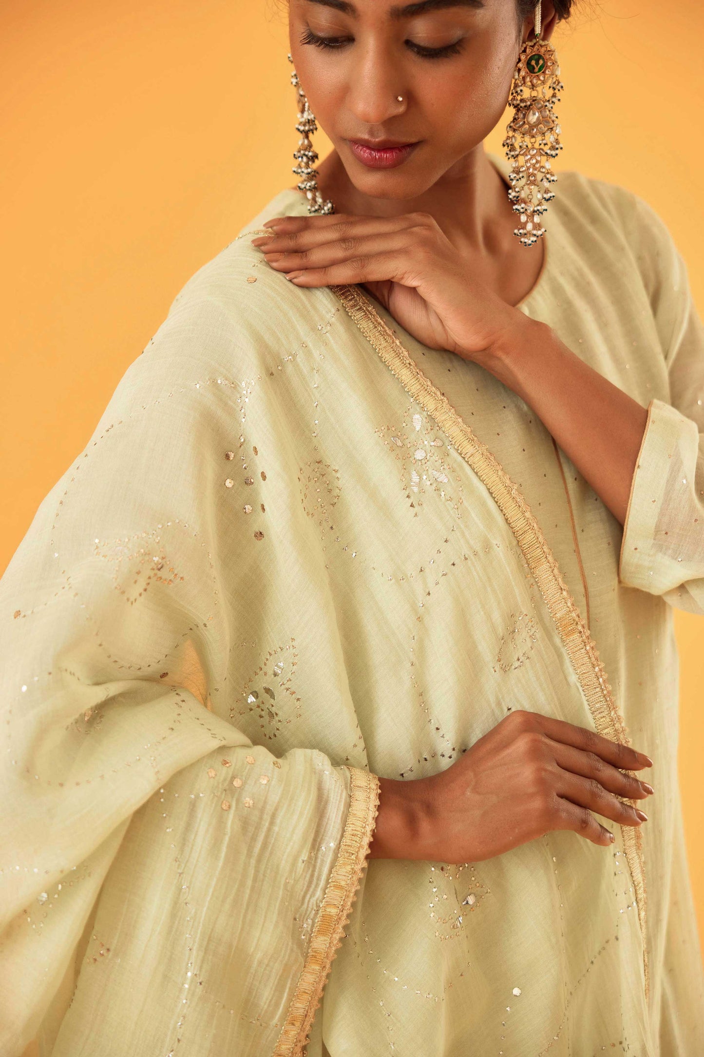 Ambika Devi Lehenga (Offwhite)