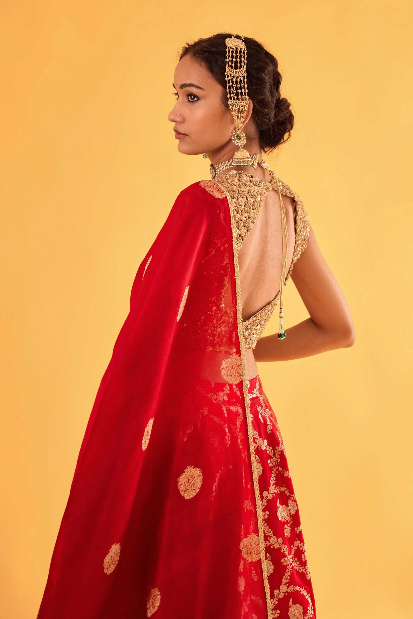 Durgavati Banarasi Lehenga (Surkh)