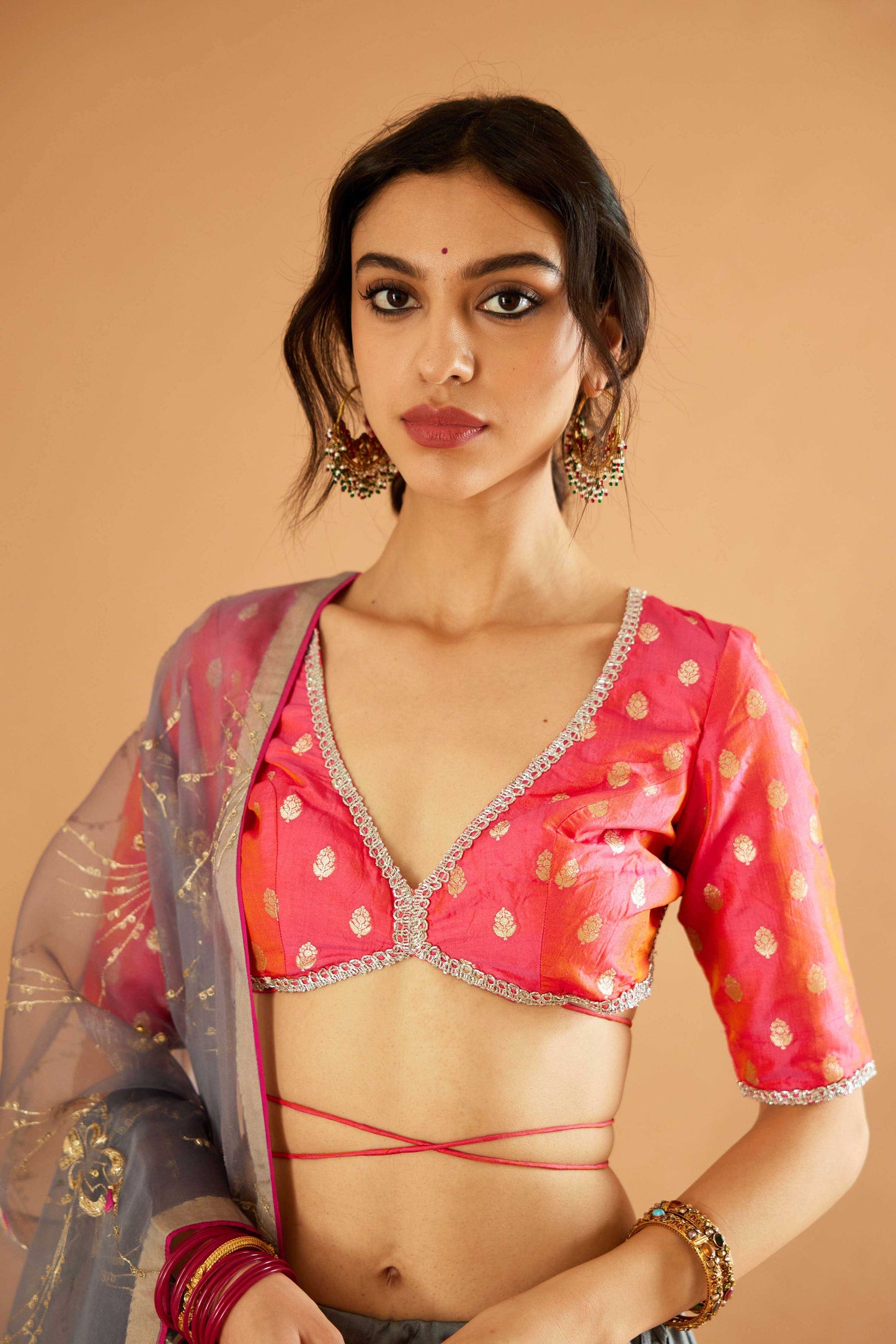 Gayatri Devi Lehenga (Faqtai)