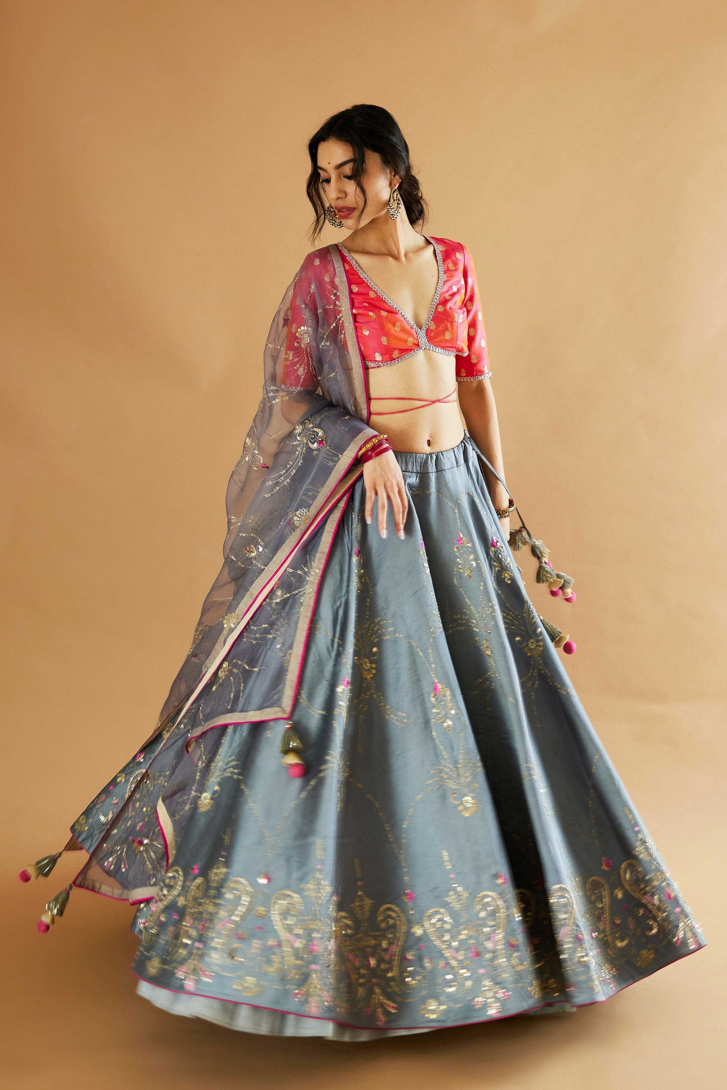 Gayatri Devi Lehenga (Faqtai)