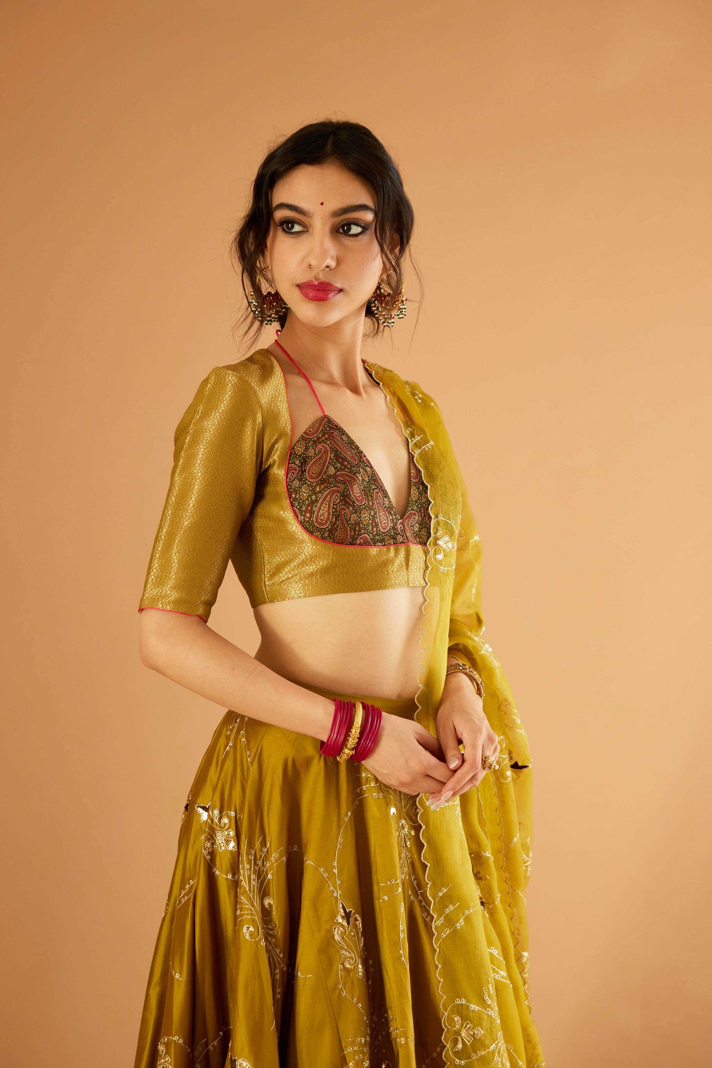 Gayatri Devi Lehenga (Mehendiya)