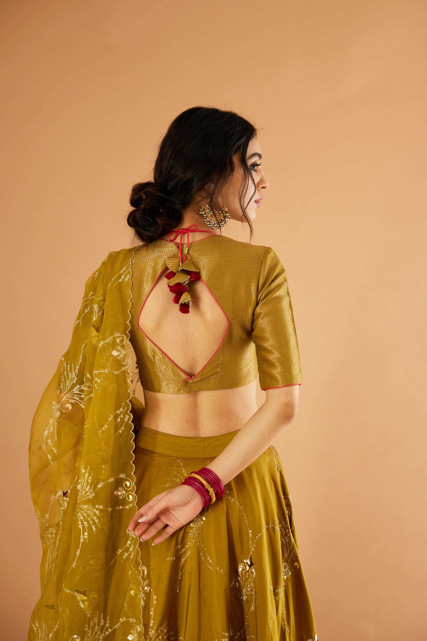 Gayatri Devi Lehenga (Mehendiya)