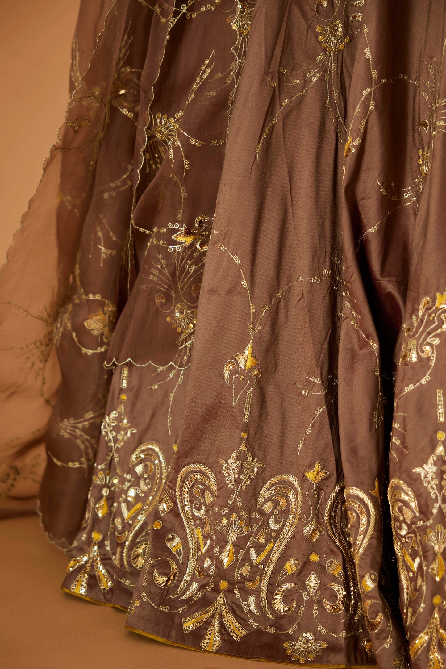 Gayatri Devi Lehenga (Tambai)