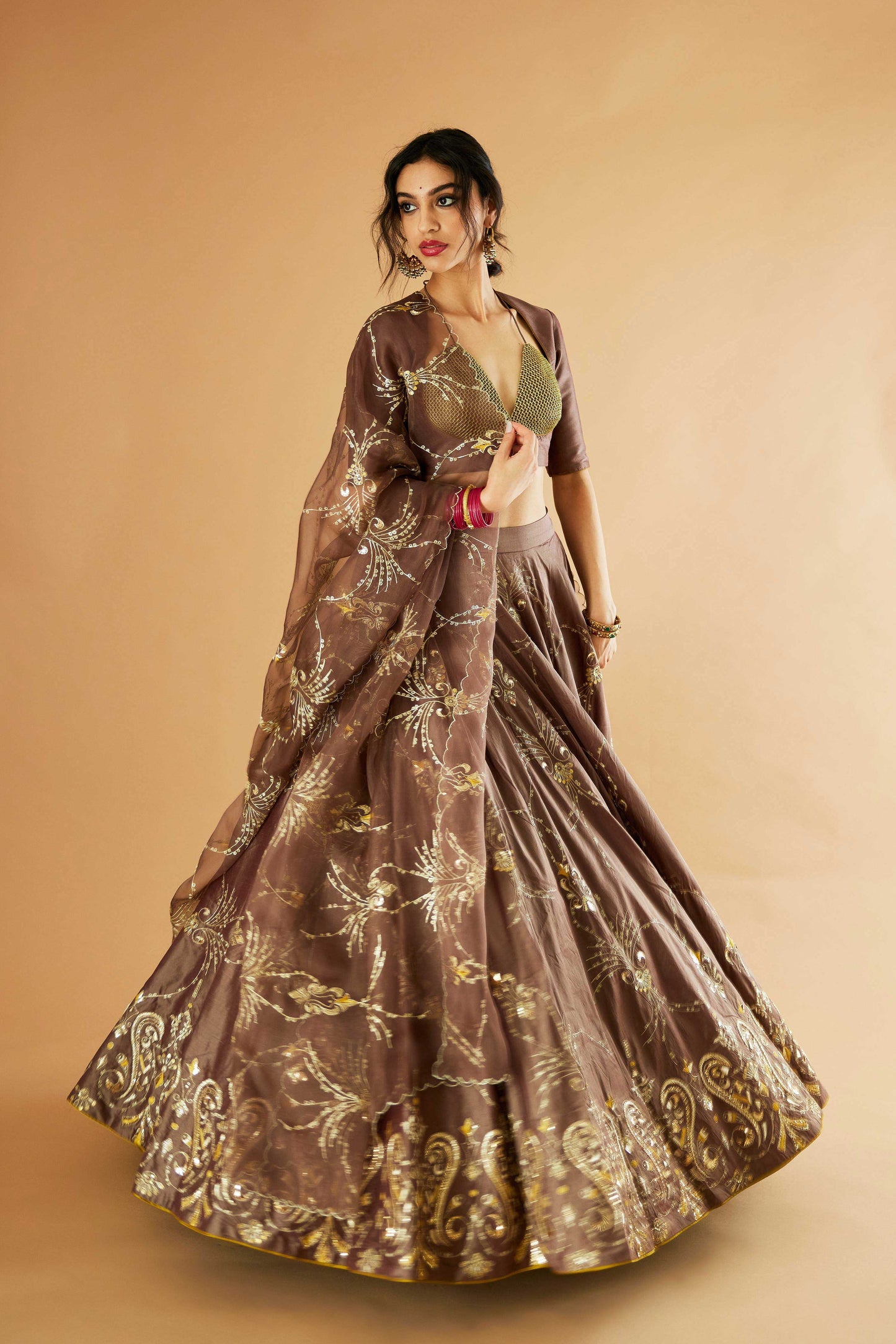 Gayatri Devi Lehenga (Tambai)