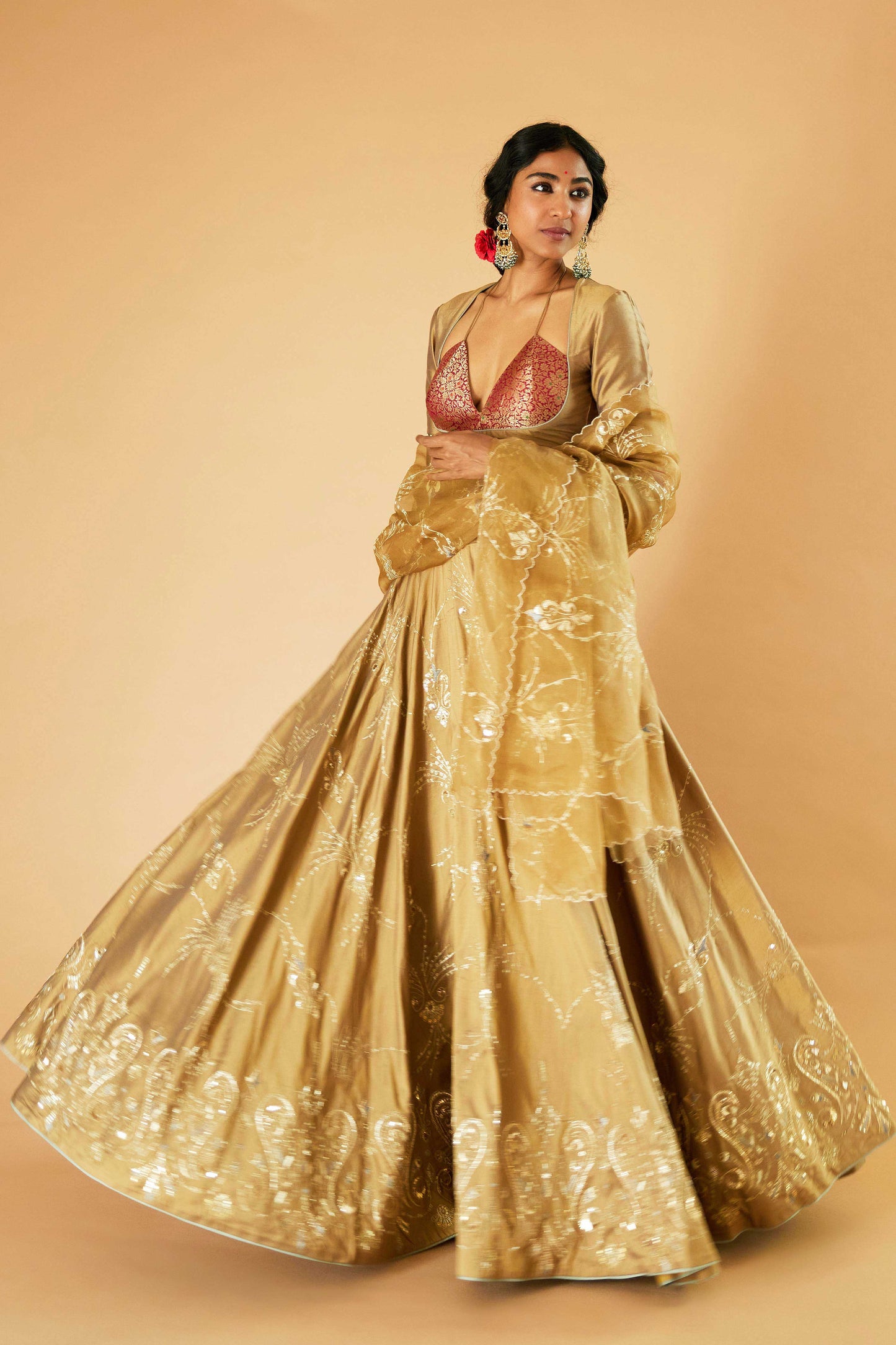 Gayatri Devi Lehenga (Tamba)