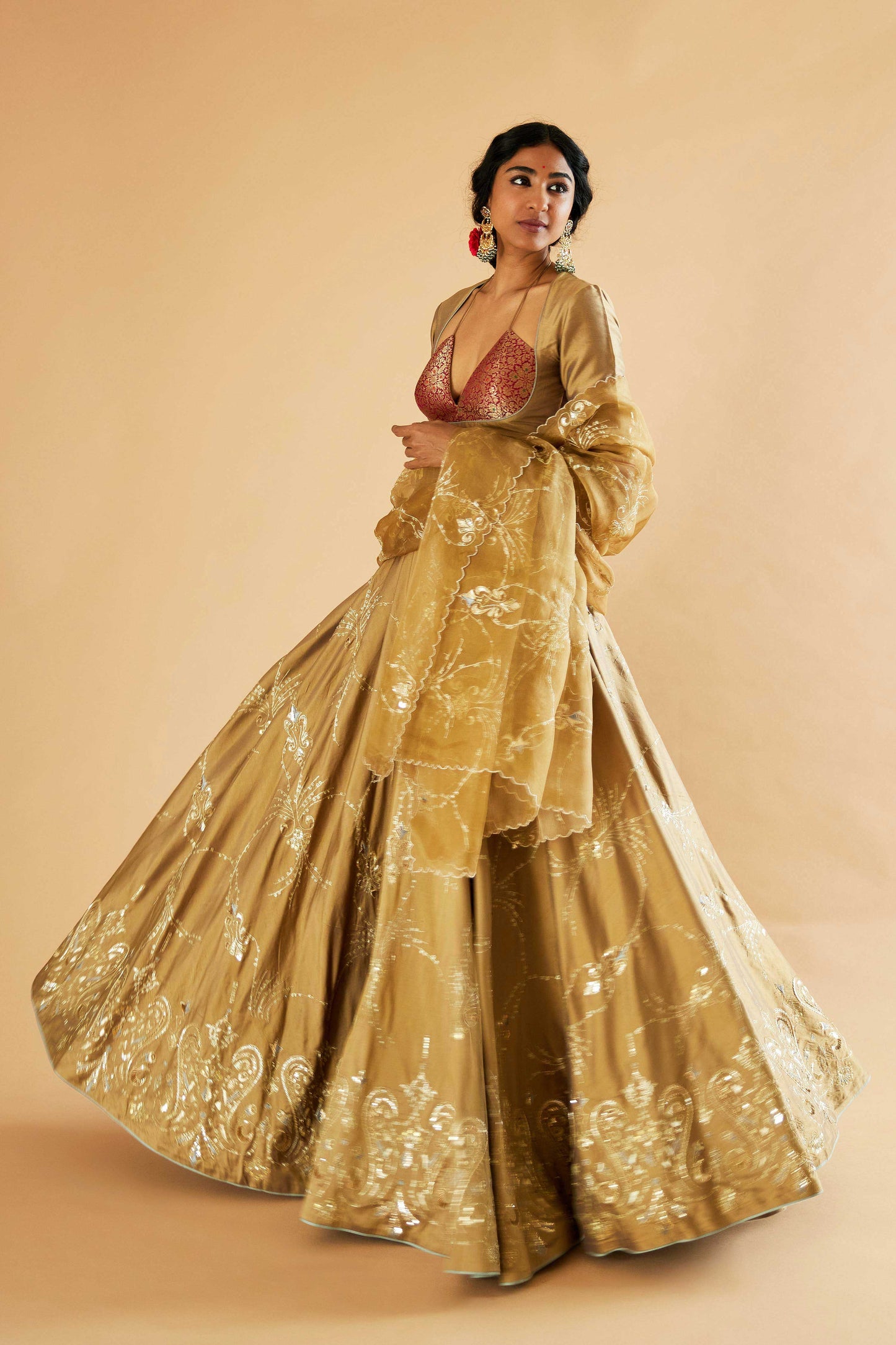 Gayatri Devi Lehenga (Tamba)