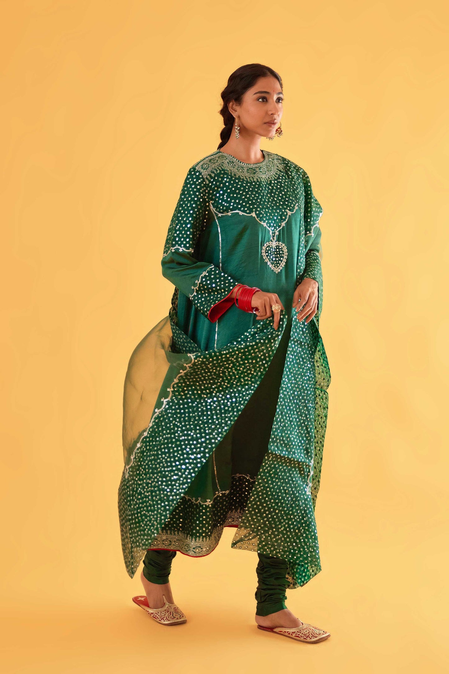 Himakshi Devi joda- Kaahi
