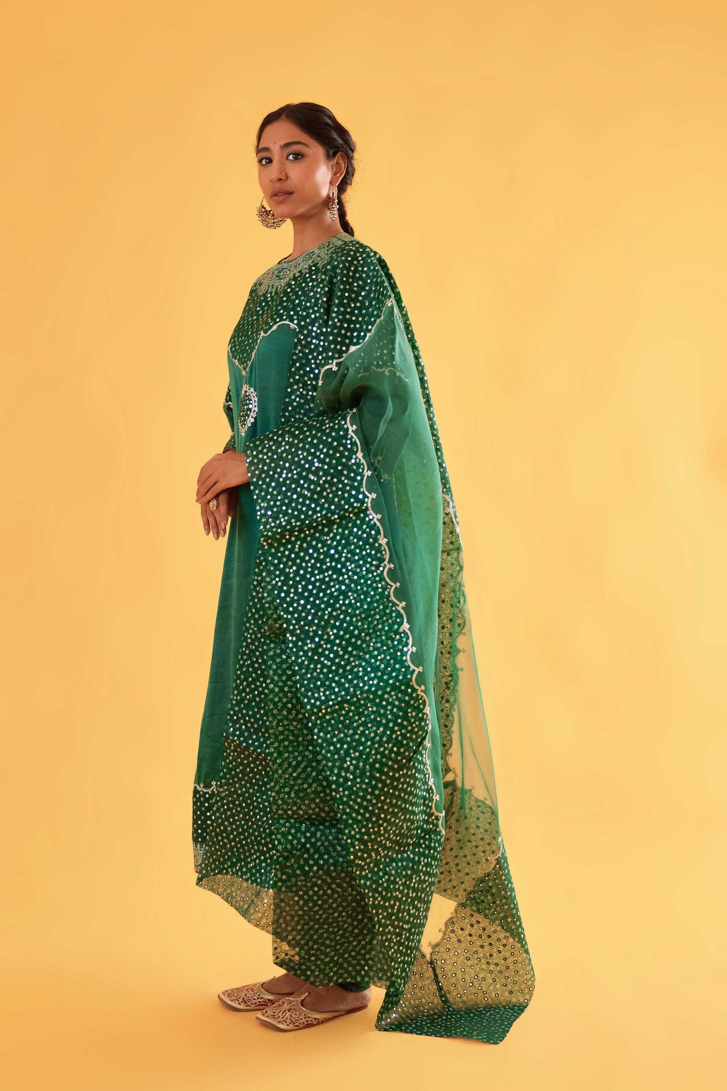 Himakshi Devi joda- Kaahi