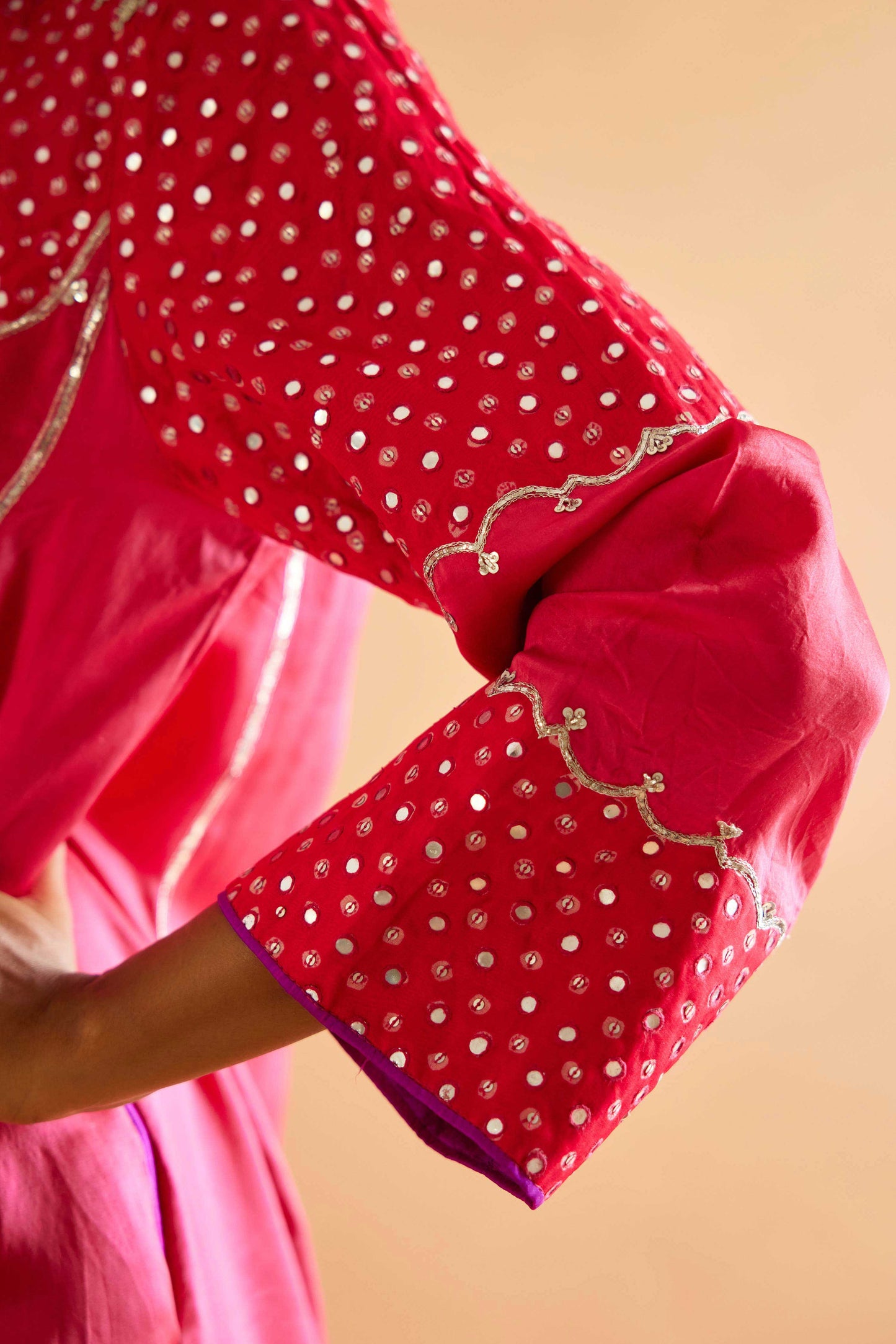 Himakshi Devi joda- Gulabi