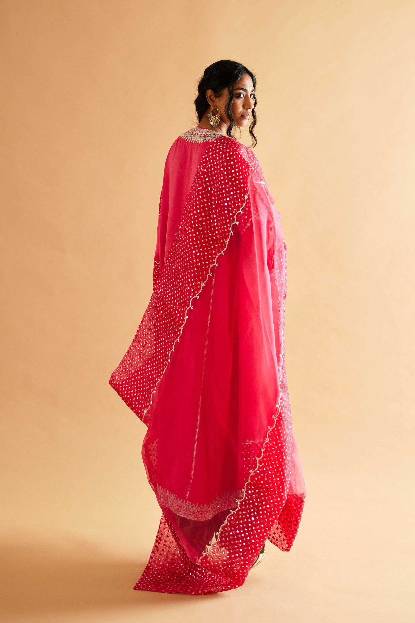 Himakshi Devi joda- Gulabi
