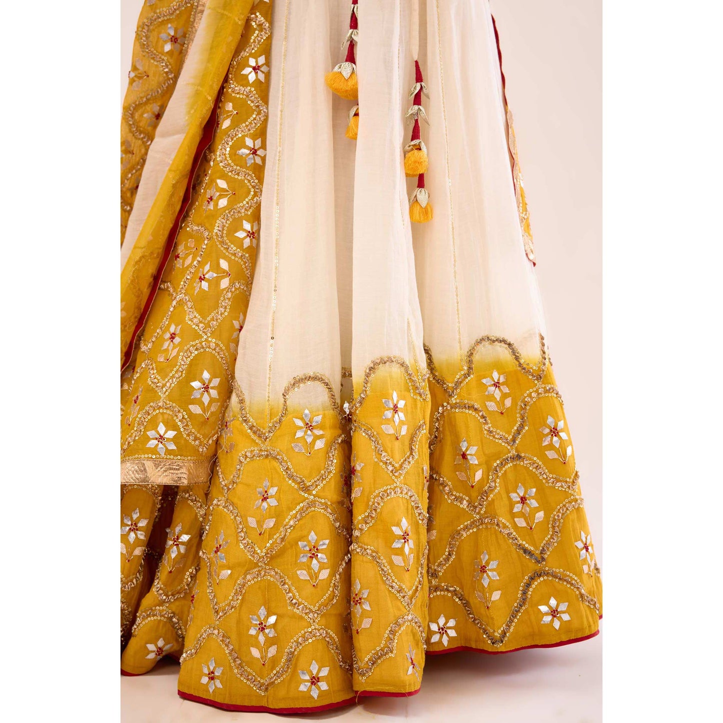 Indrani Lehenga Halka Safed and Peela