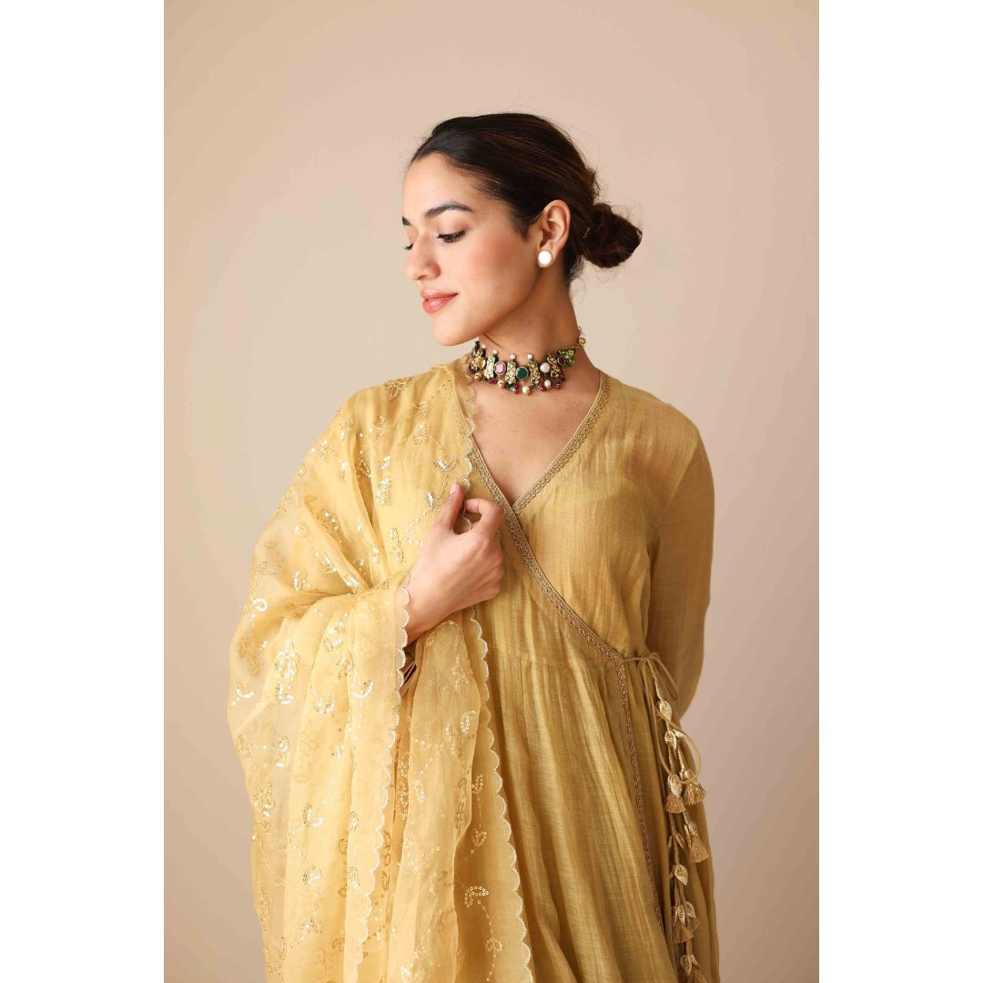 Jhilmil Sitara Jaal Peela