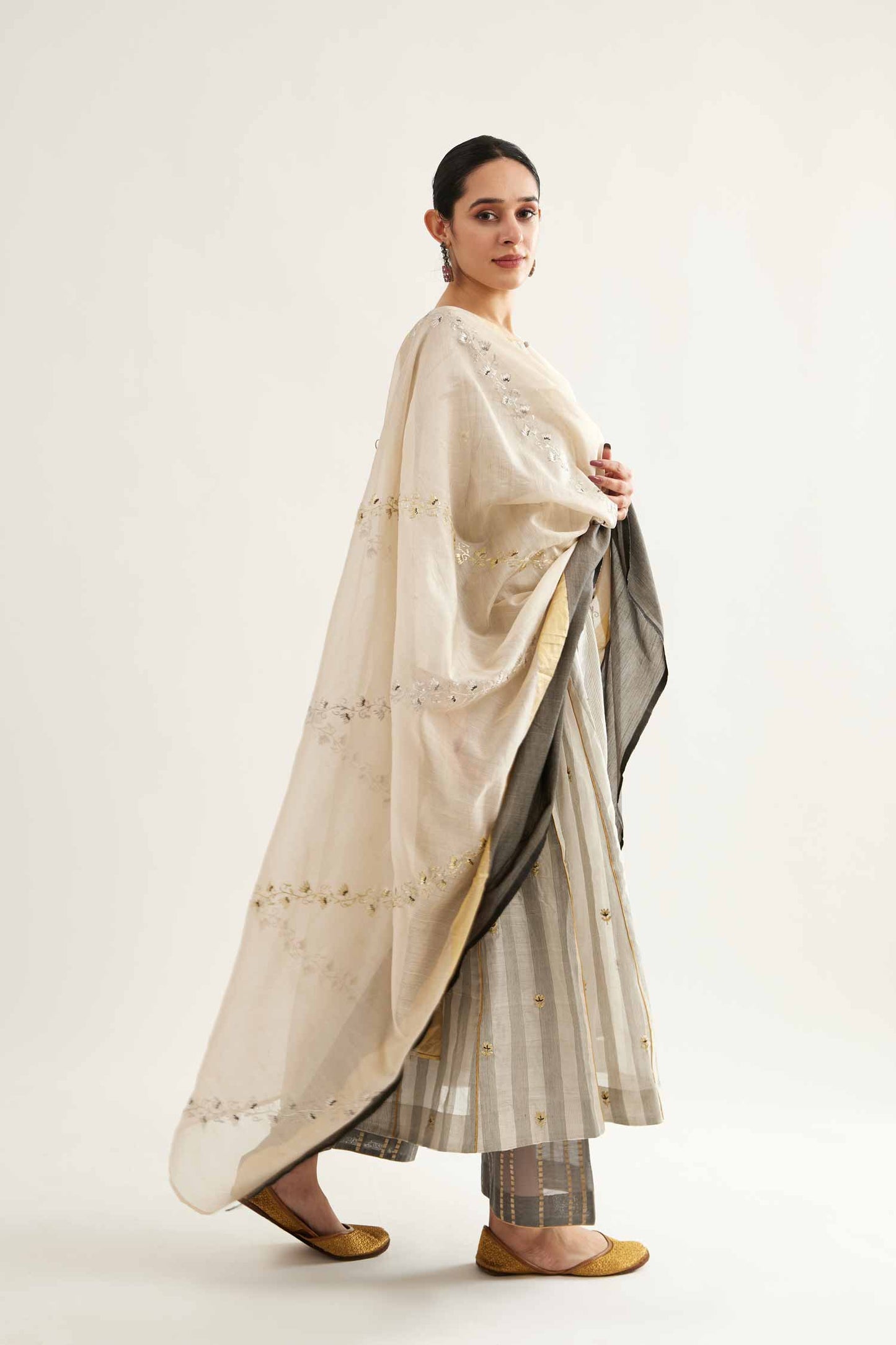 Laiba Sultana joda