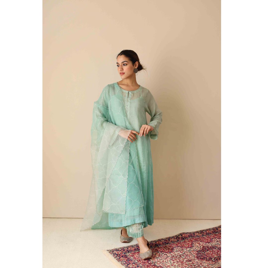 Mahepusht Sitara Jaal Gulabi Ombré Joda