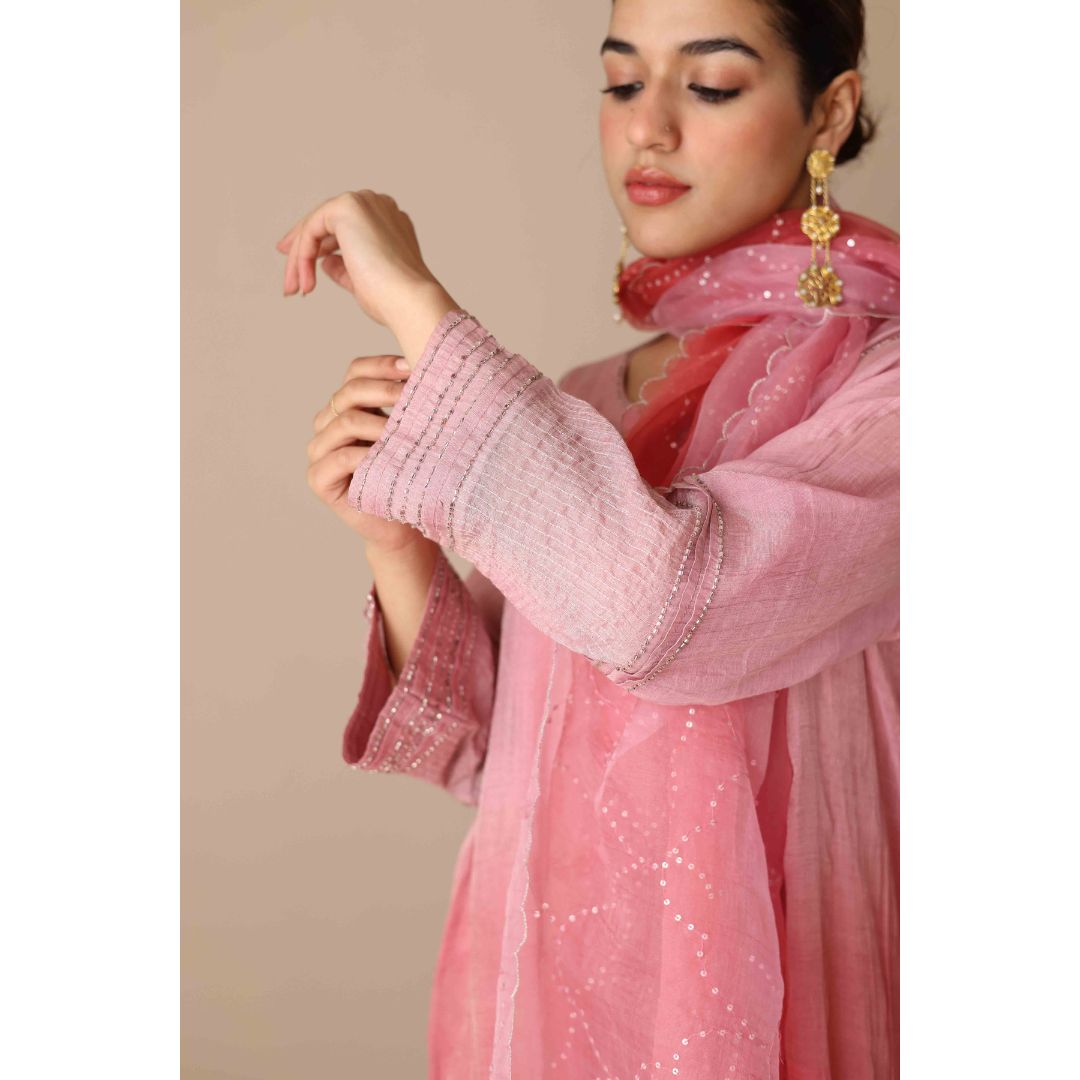 Mahepusht Sitara Jaal Gulabi Ombré Joda