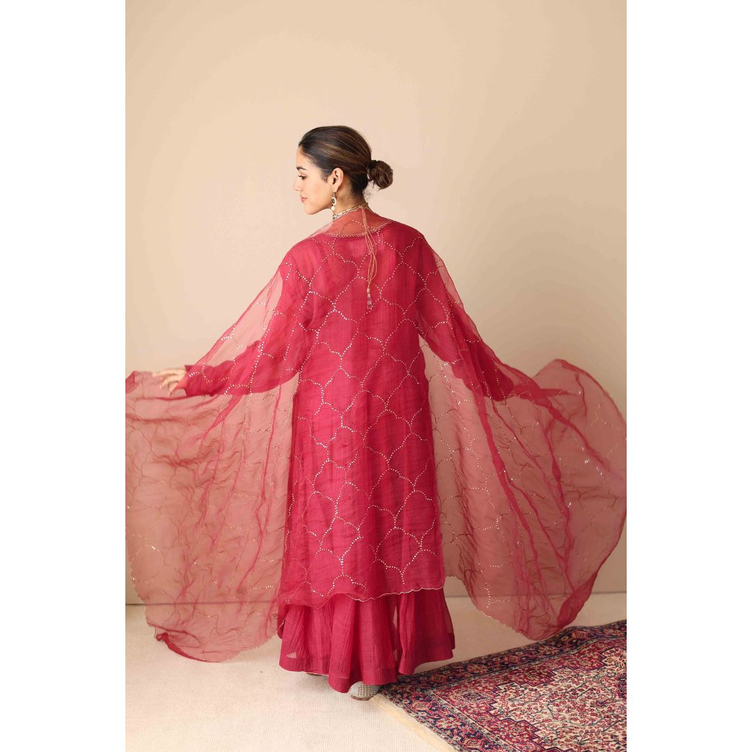 Mahepusht Sitara Jaal Surkh
