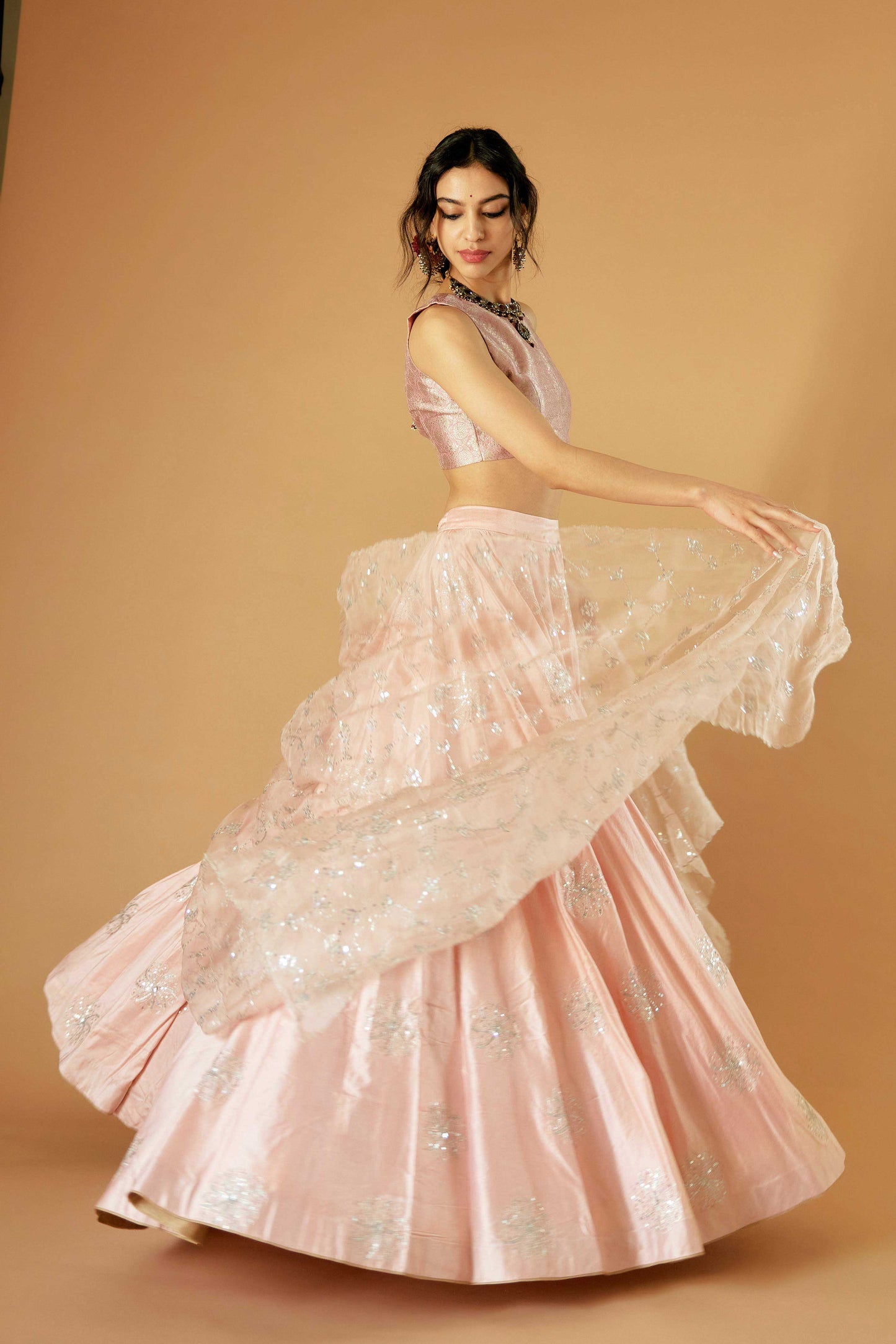 Mohini Sitara Lehenga (Pyaazi)