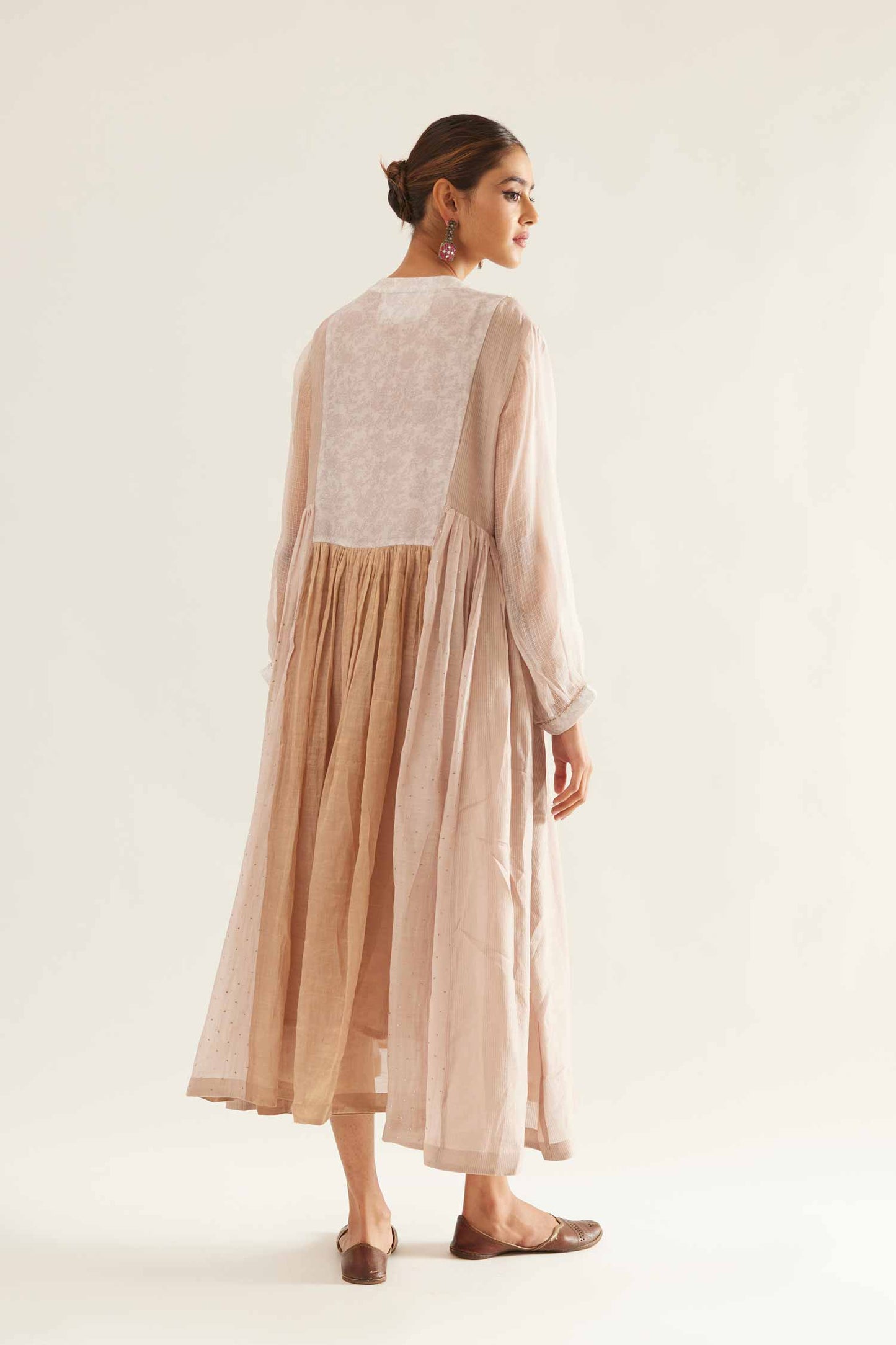Ouda Bahaar Jhabla dress