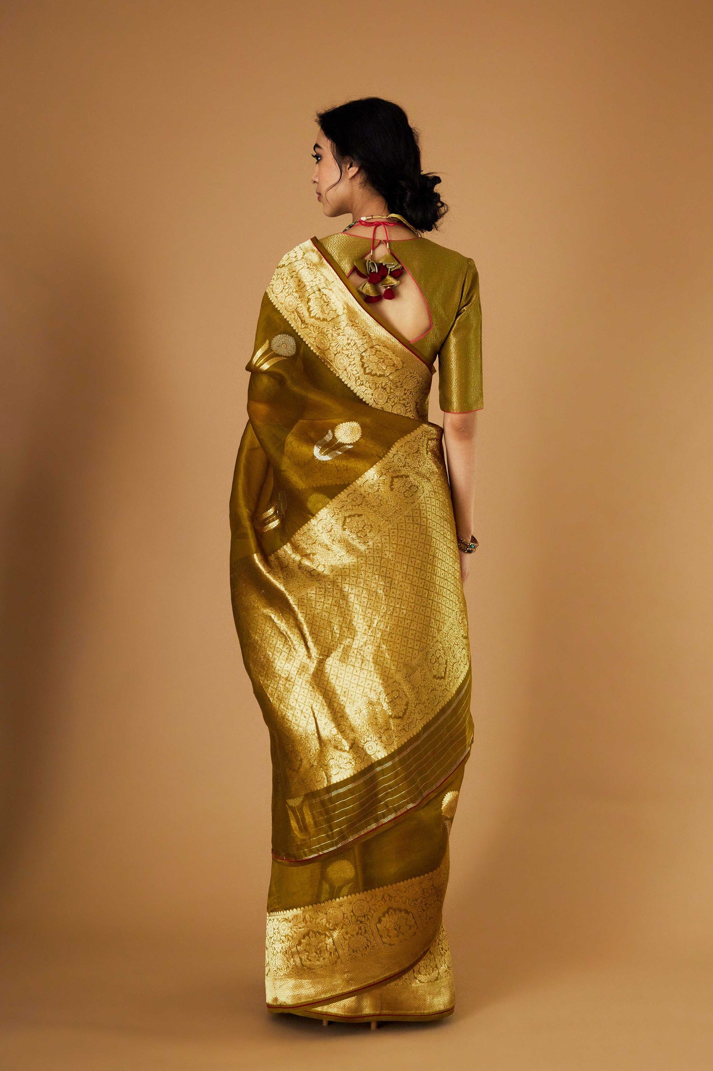 Padmaja saree- Mehendiya