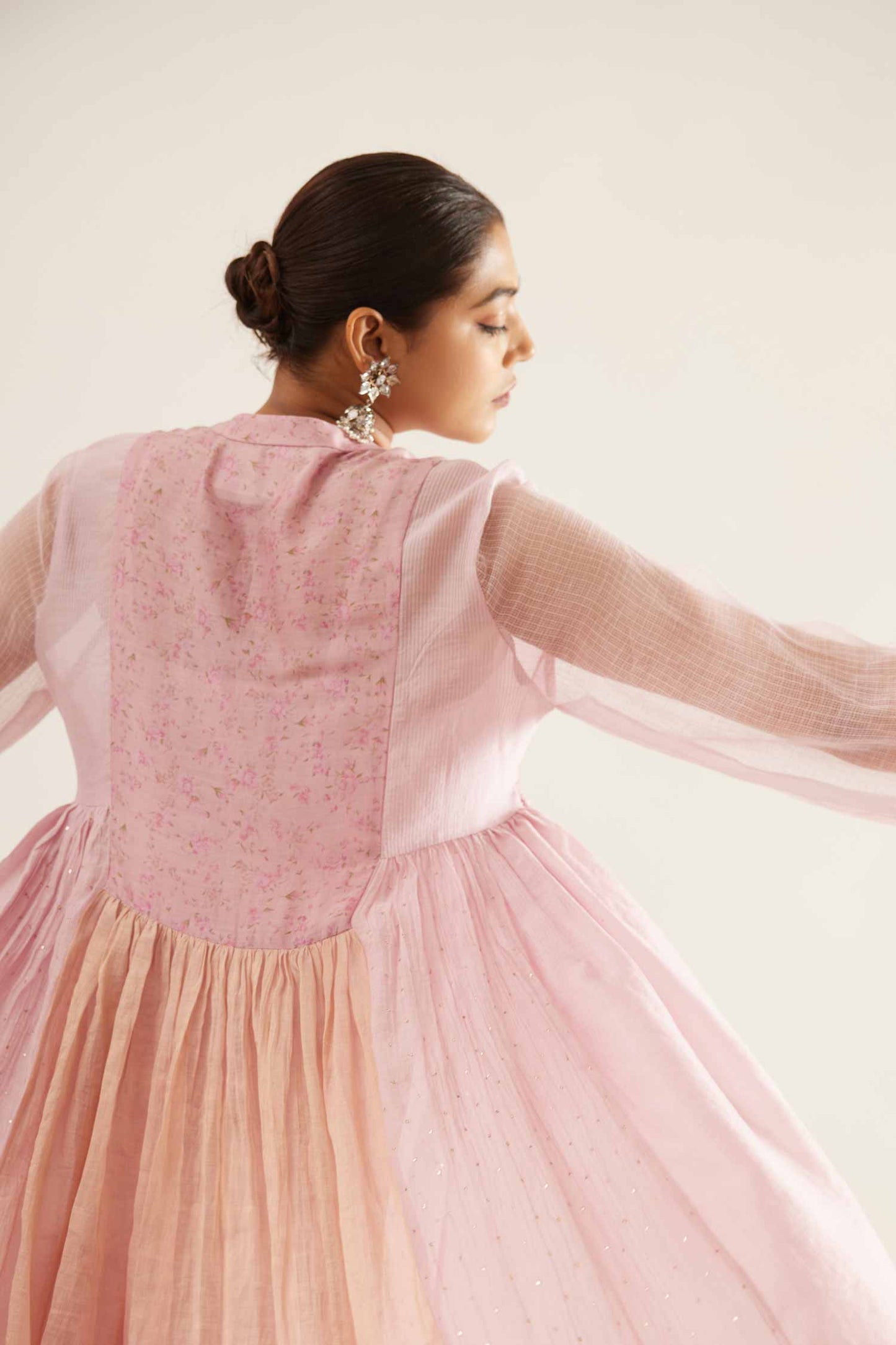 Pyaazi Bahaar Jhabla dress