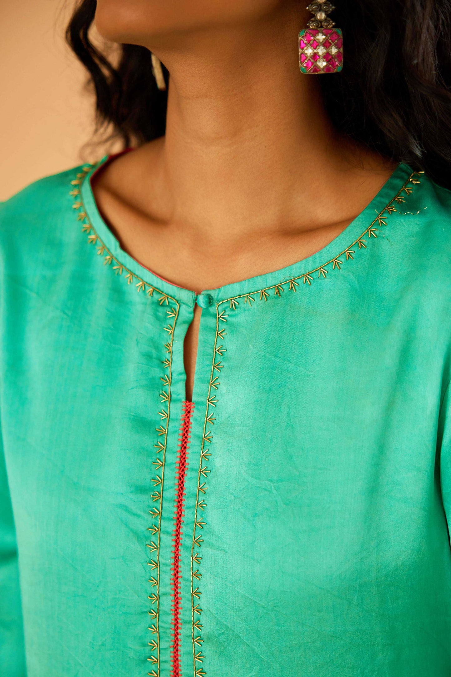 Reshmi Zareena joda (Firozi)