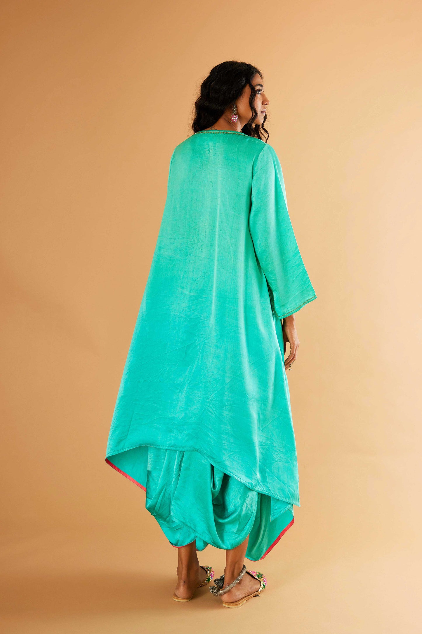 Reshmi Zareena joda (Firozi)