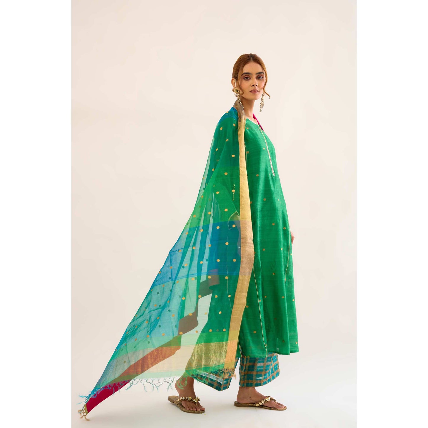 Shumaila joda Champai