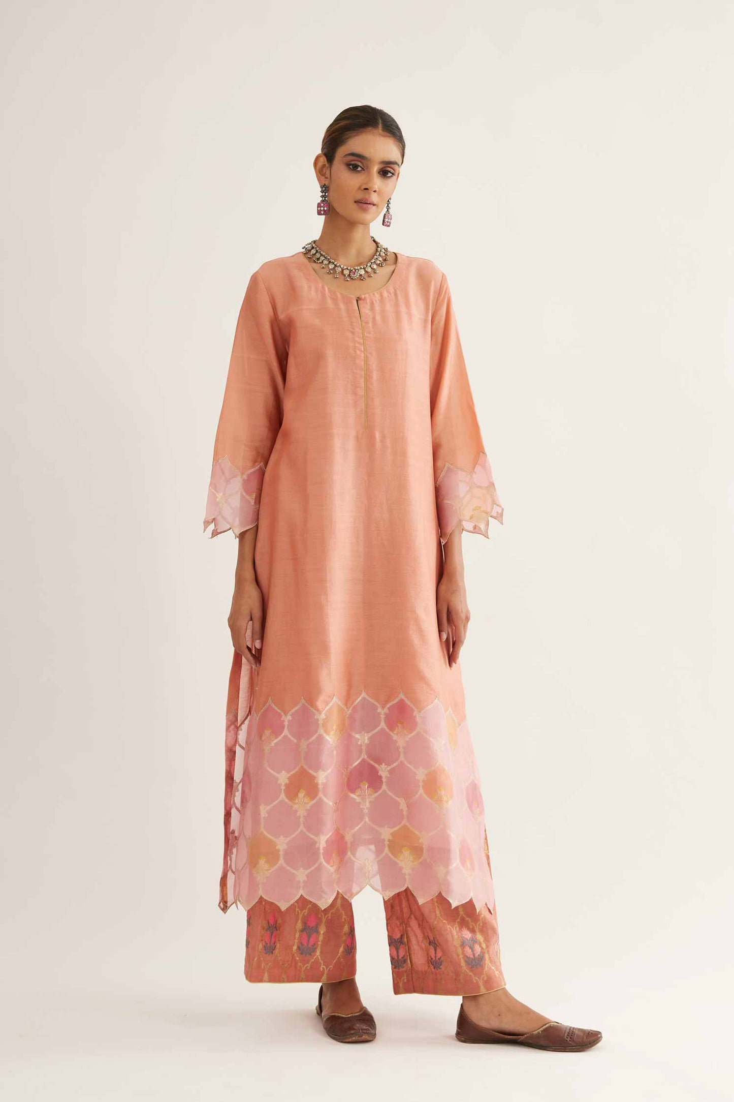 Tabassum joda- sea green