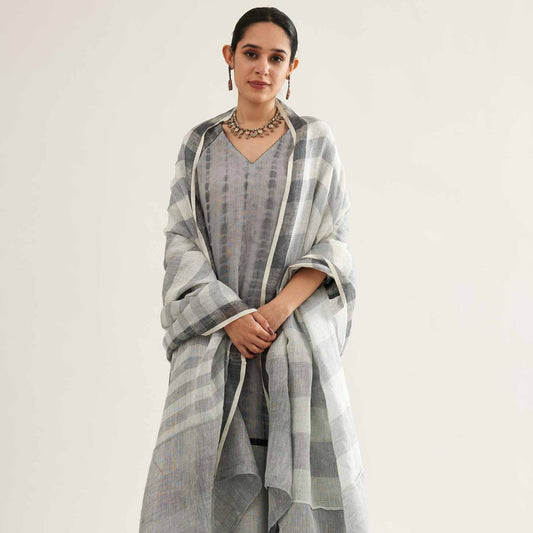 Zakia Surmai Shibori joda