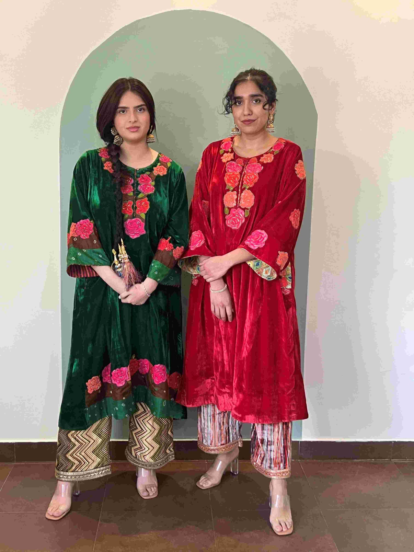 Brown makhmal joda