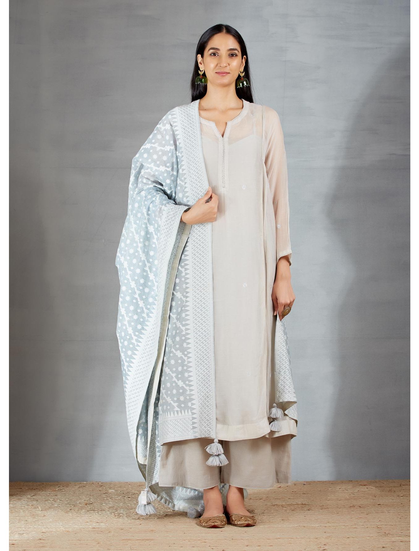 Dhakai joda in grey