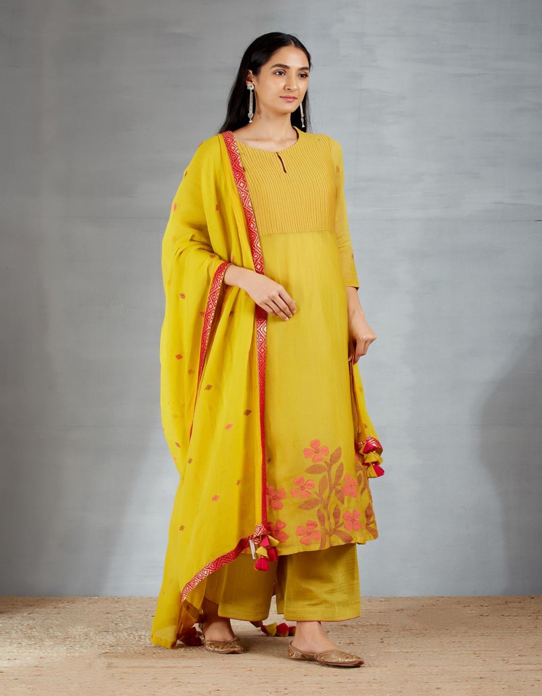 Dhakai joda in Mustard and Red