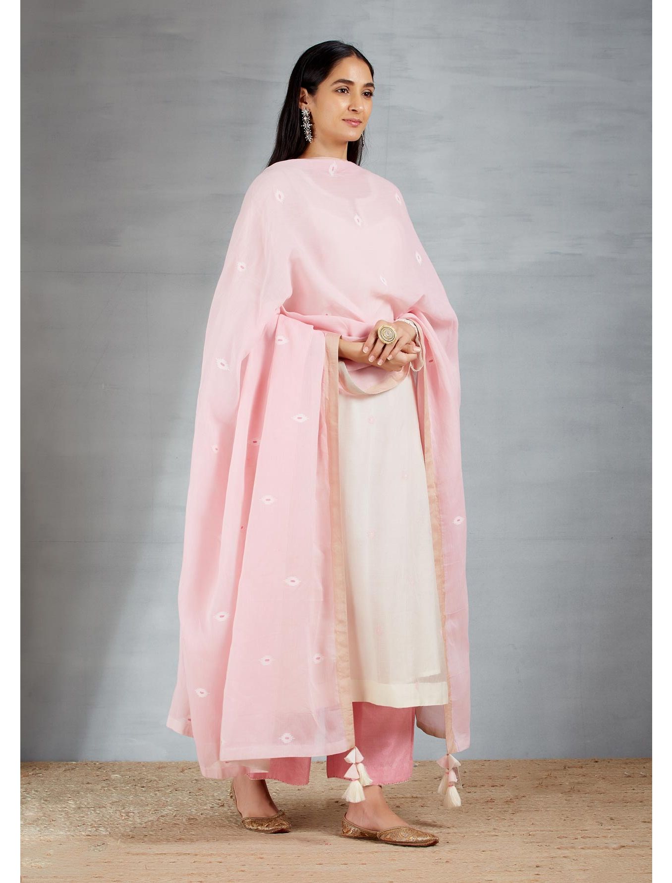 Dhakai joda in Cream and Pink