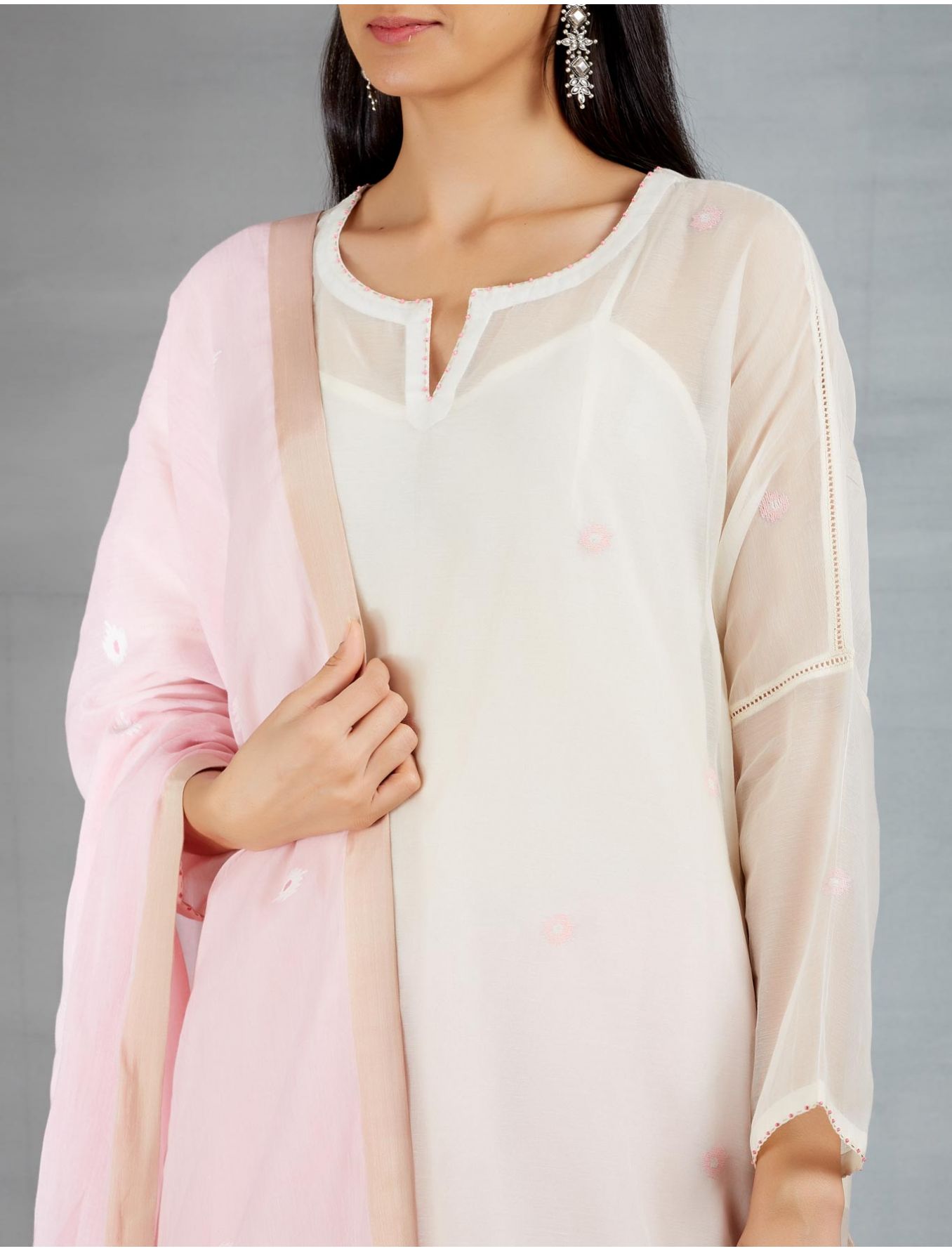 Dhakai joda in Cream and Pink