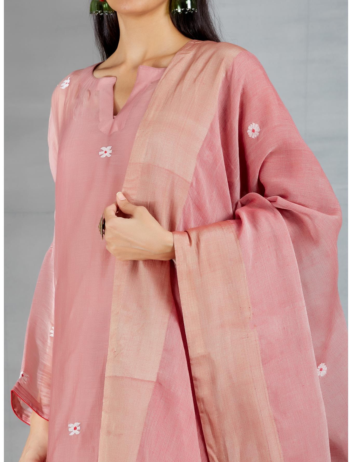 Dhakai joda in Pyaazi Pink